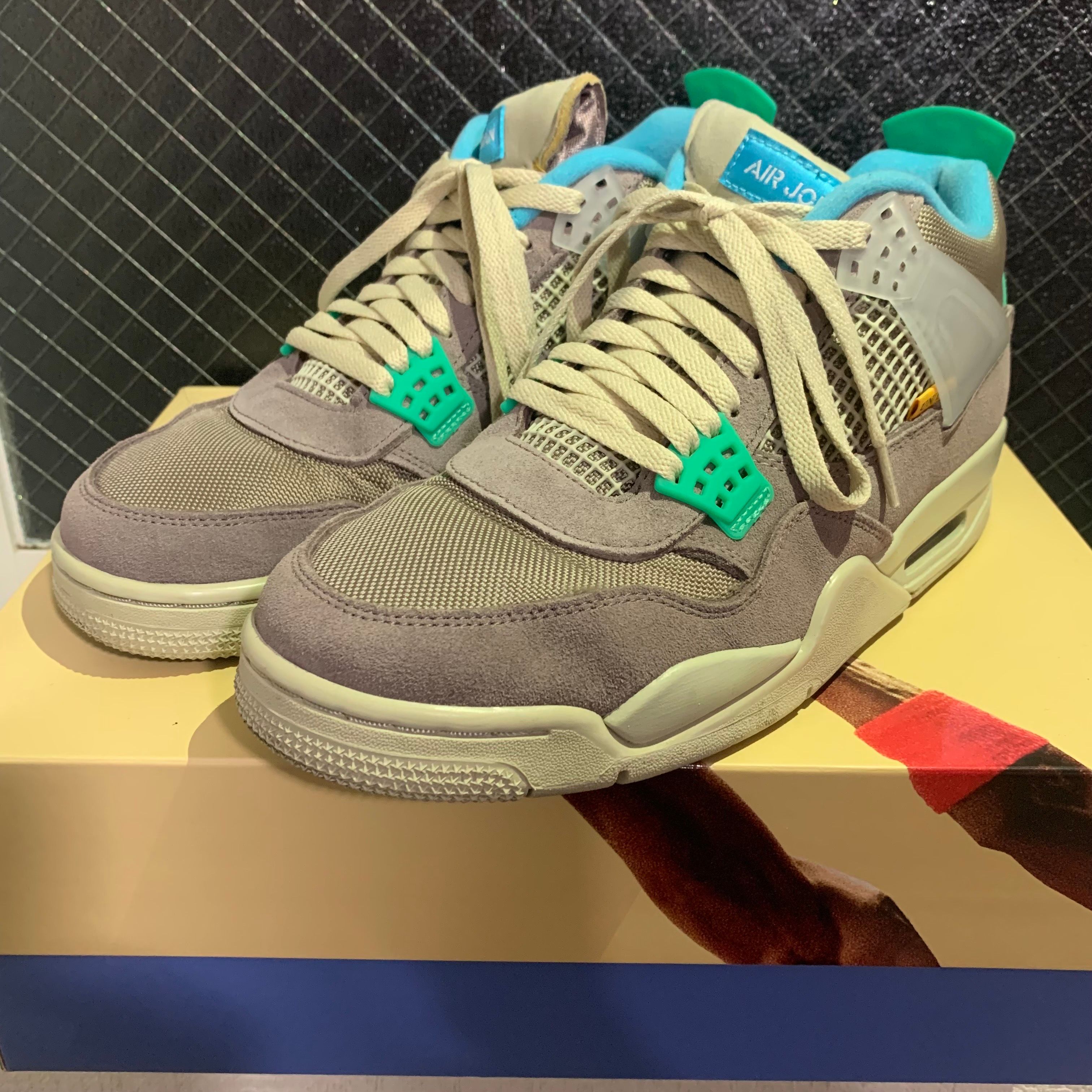 UNION × Nike Air Jordan 4 SP "Taupe Haze"