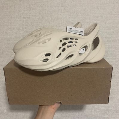 adidas YEEZY Foam Runner "Sand"