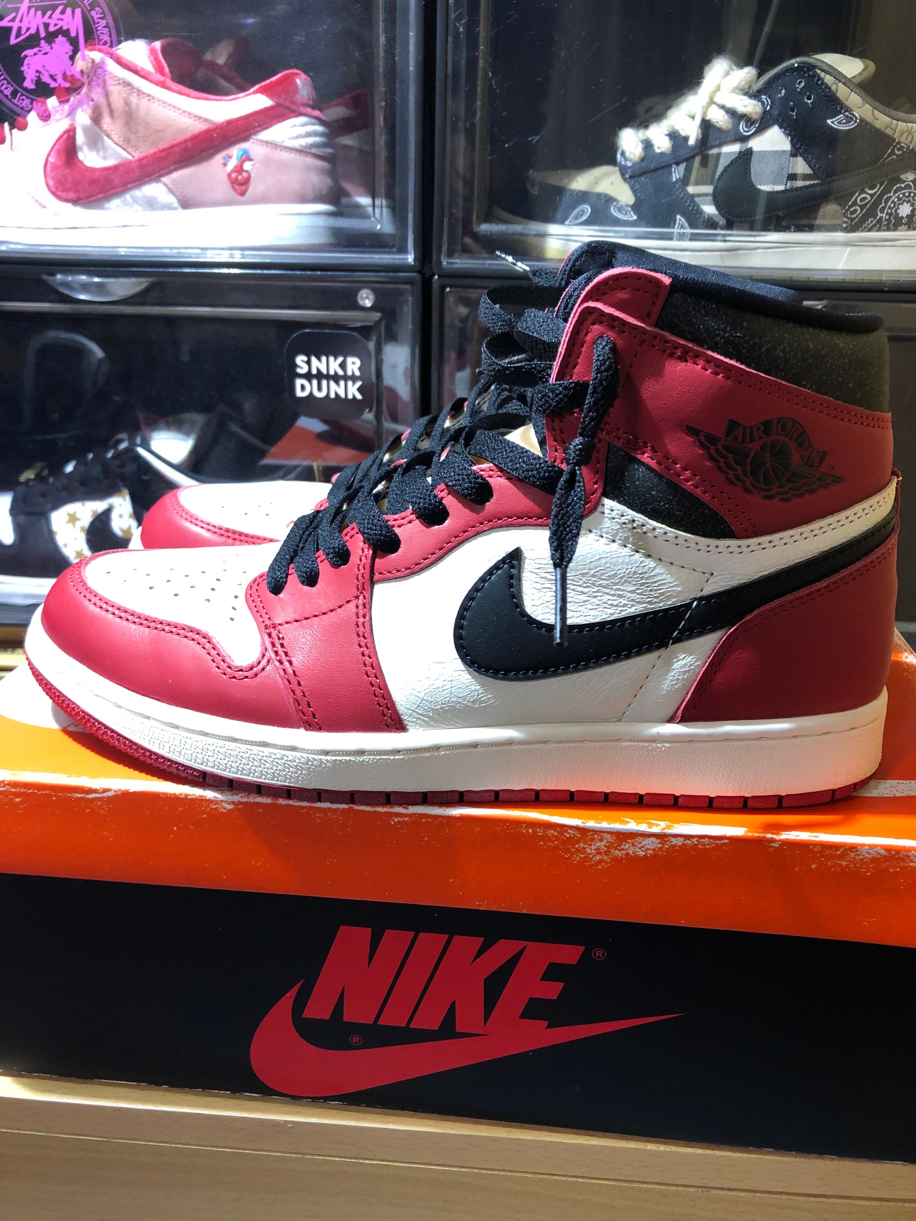 Nike Air Jordan 1 High OG "Lost & Found/Chicago"