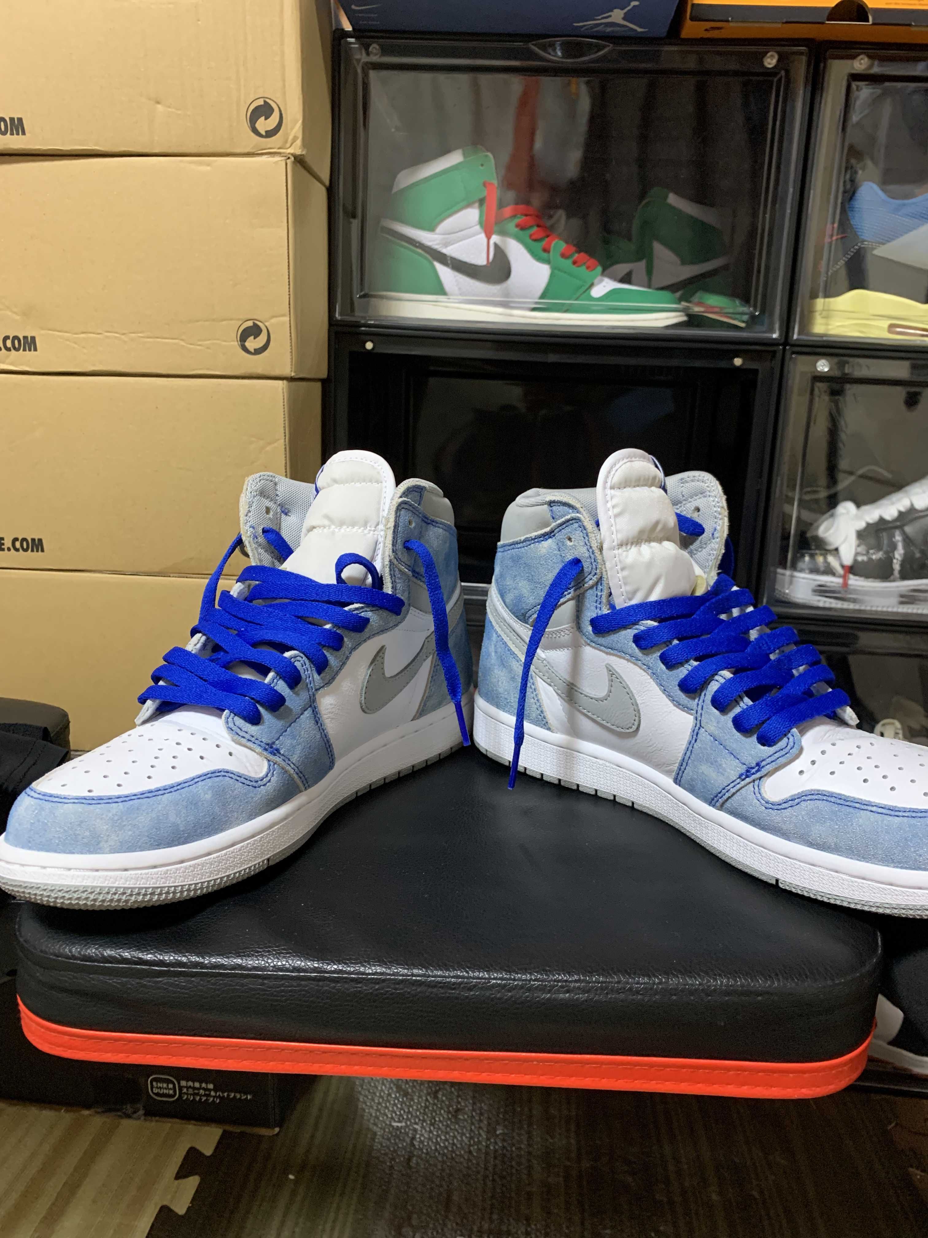 Nike Air Jordan 1 High OG "Hyper Royal"