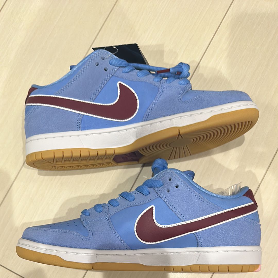Nike SB Dunk Low Pro "Philadelphia Phillies/Valor Blue and Team Maroon"
