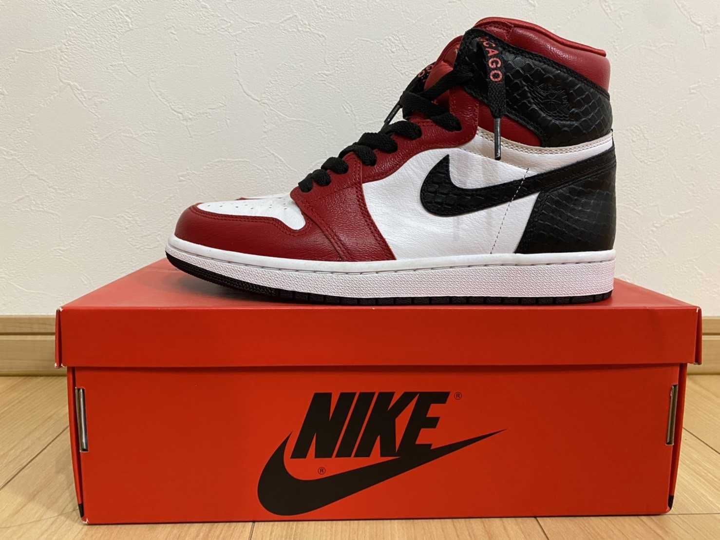 Nike Women's Air Jordan 1 High OG "Satin Red"