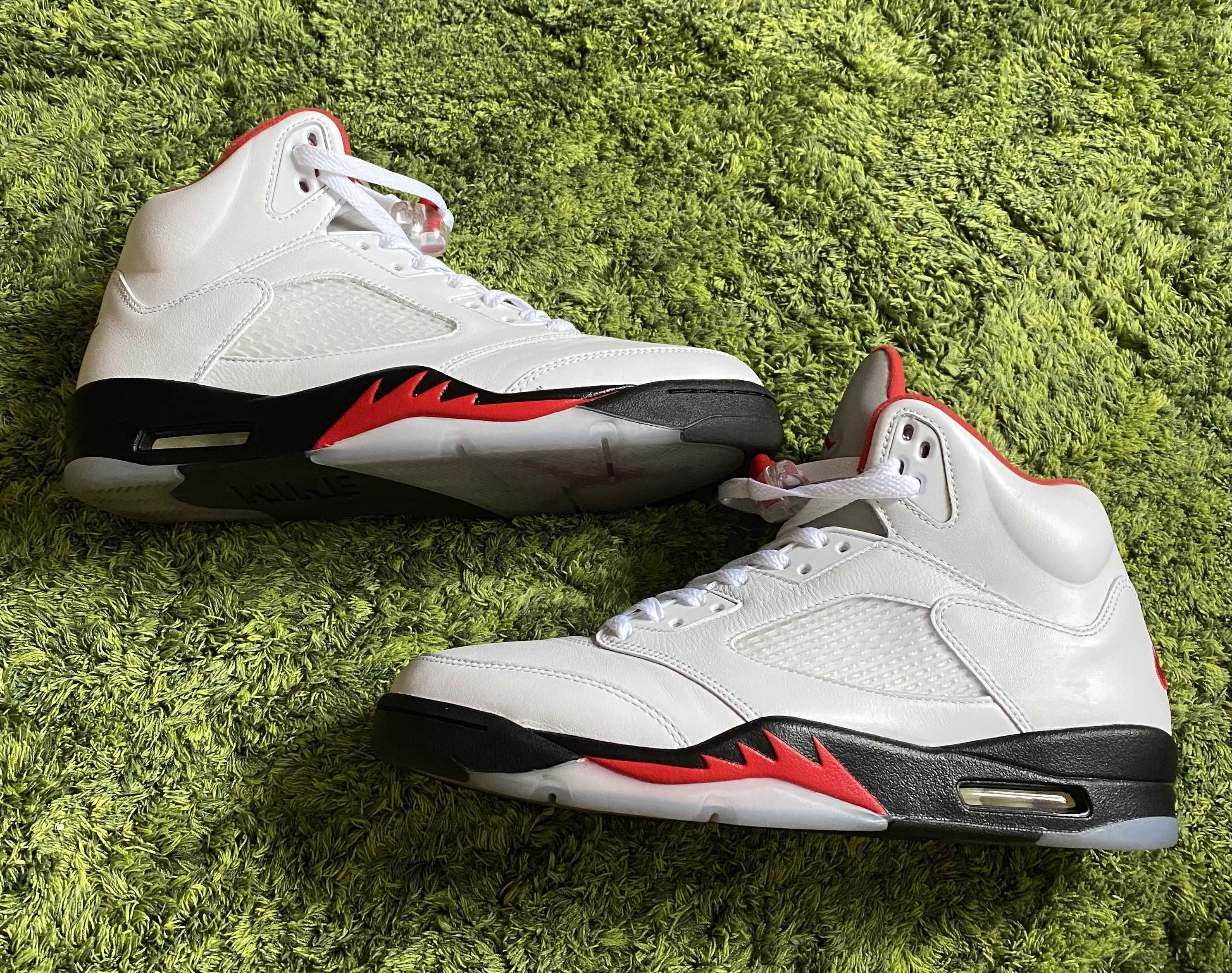 Nike Air Jordan 5 Retro "Fire Red" (2020)