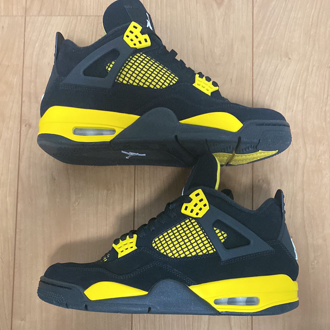 Nike Air Jordan 4 Retro "Thunder"(2023)