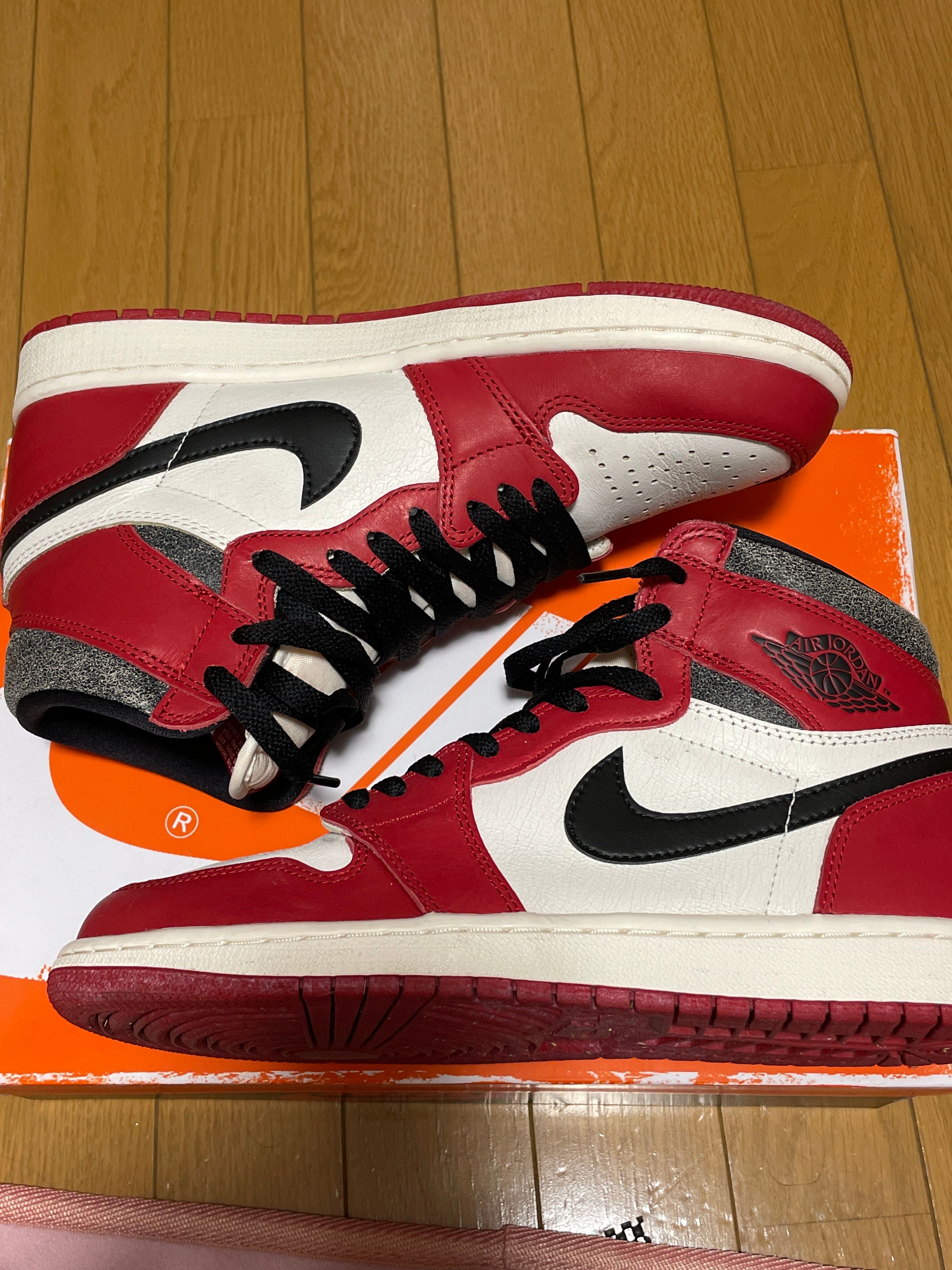 Nike Air Jordan 1 High OG "Lost & Found/Chicago"