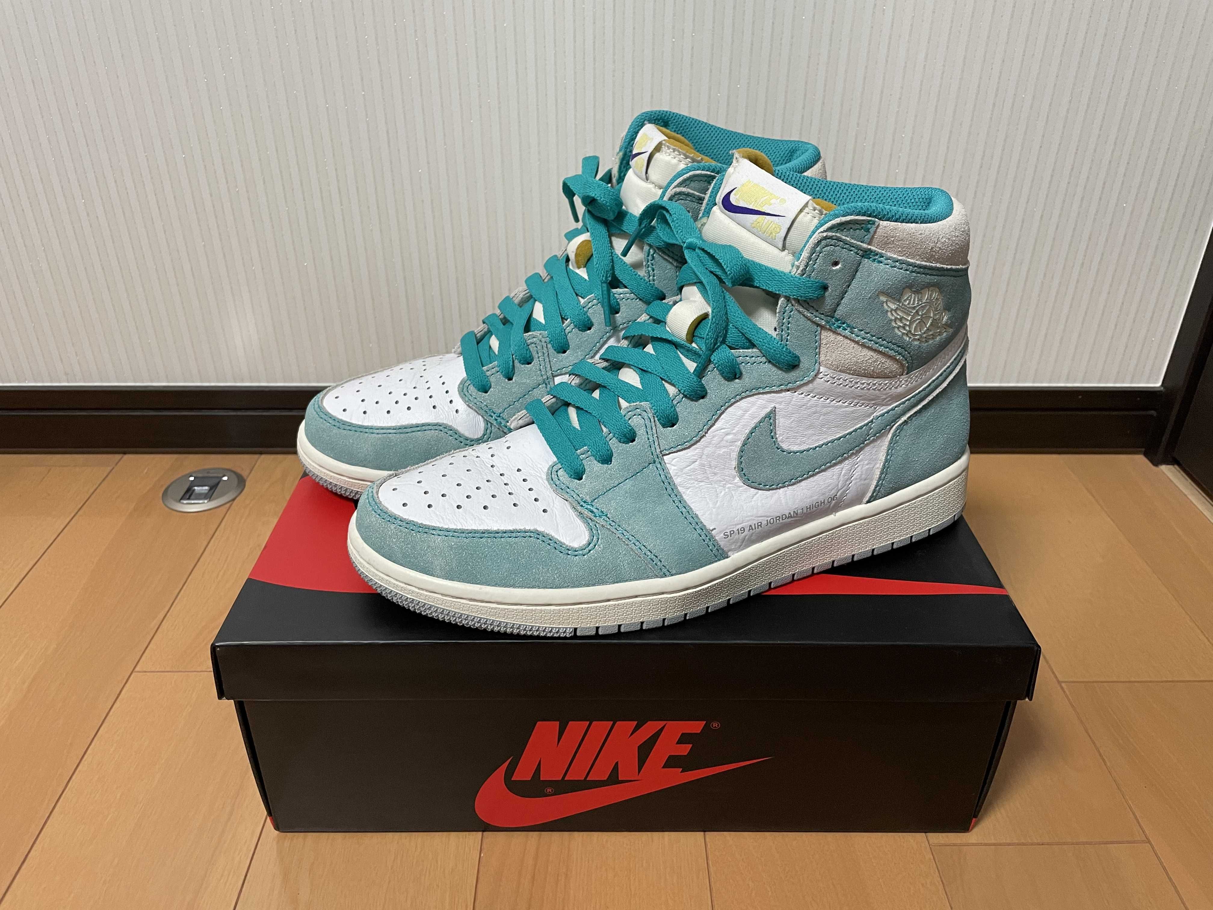 Nike Air Jordan 1 Retro High OG "Turbo Green"