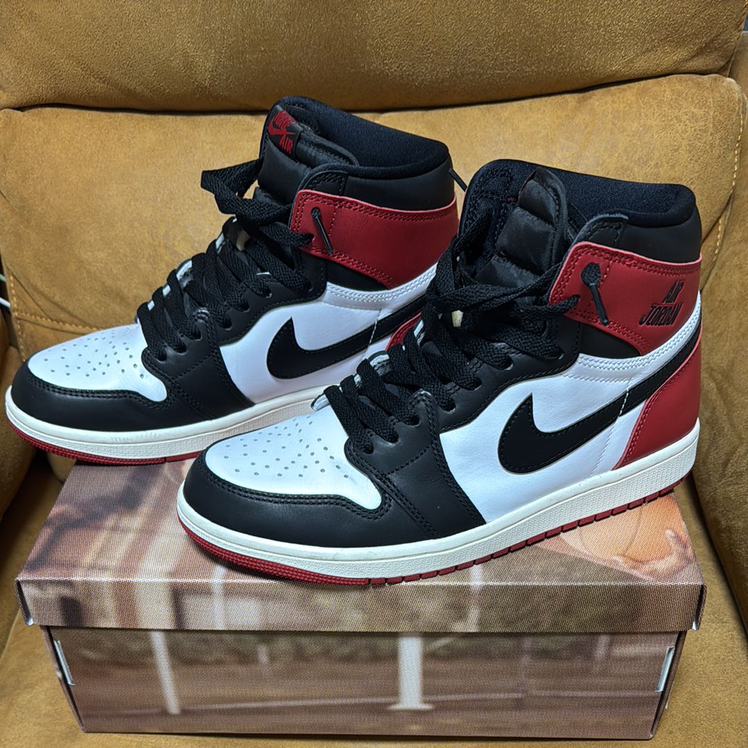 Nike Air Jordan 1 Retro High OG "Black Toe Reimagined"