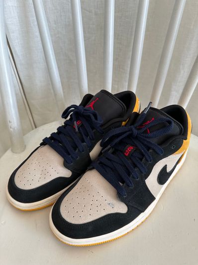 Nike Air Jordan 1 Low "Sail University Gold Black"