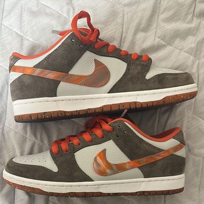 Crushed Skate Shop × Nike SB Dunk Low QS "Olive Grey/Mantra Orange"