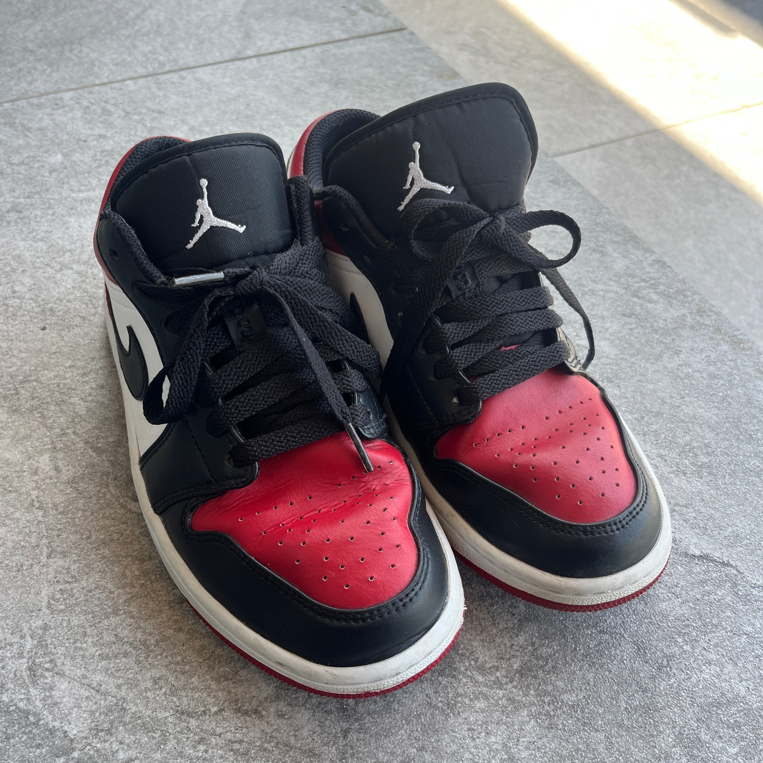 Nike Air Jordan 1 Low "Bred Toe"