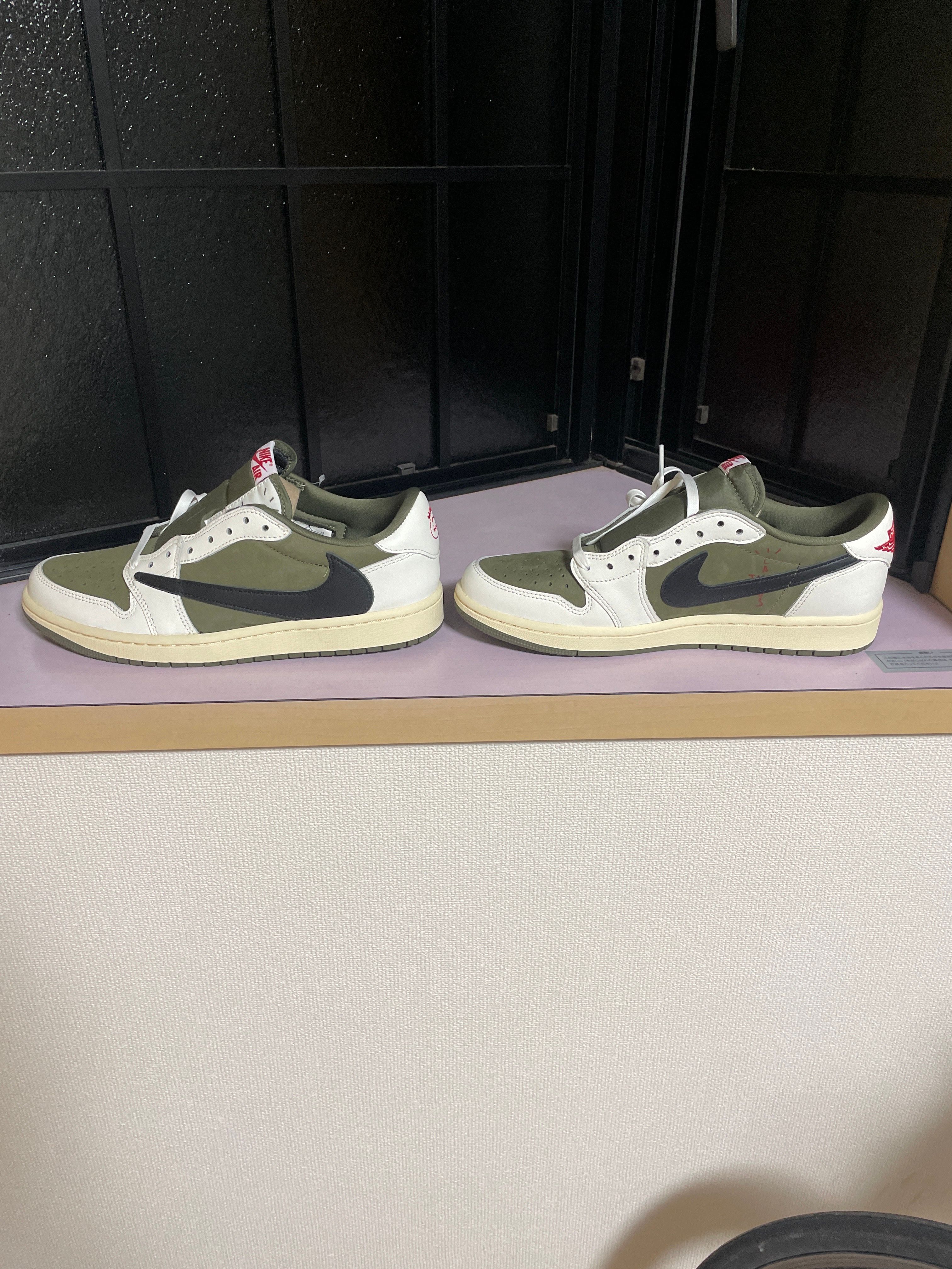 Travis Scott × Nike Air Jordan 1 Low OG SP "Reverse Olive"