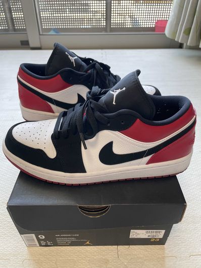 Nike Air Jordan 1 Low "Black Toe"