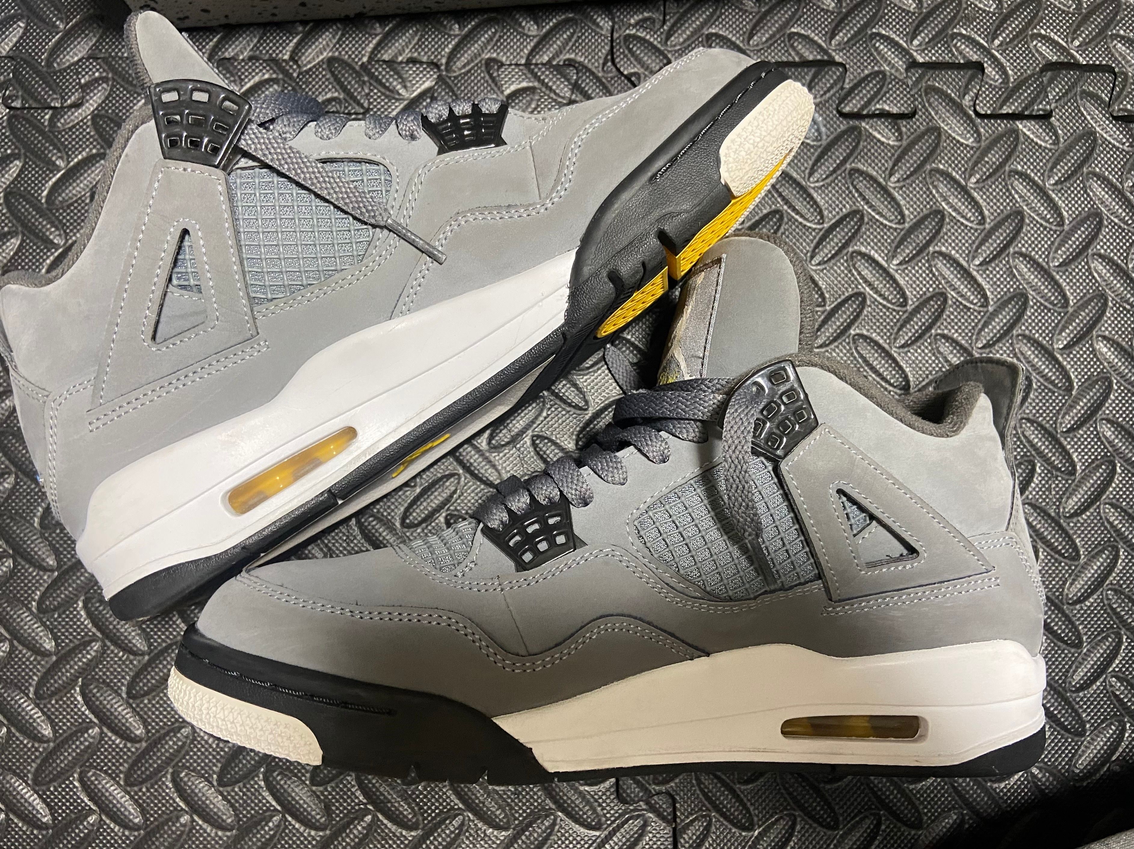 Nike Air Jordan 4 "Cool Grey"