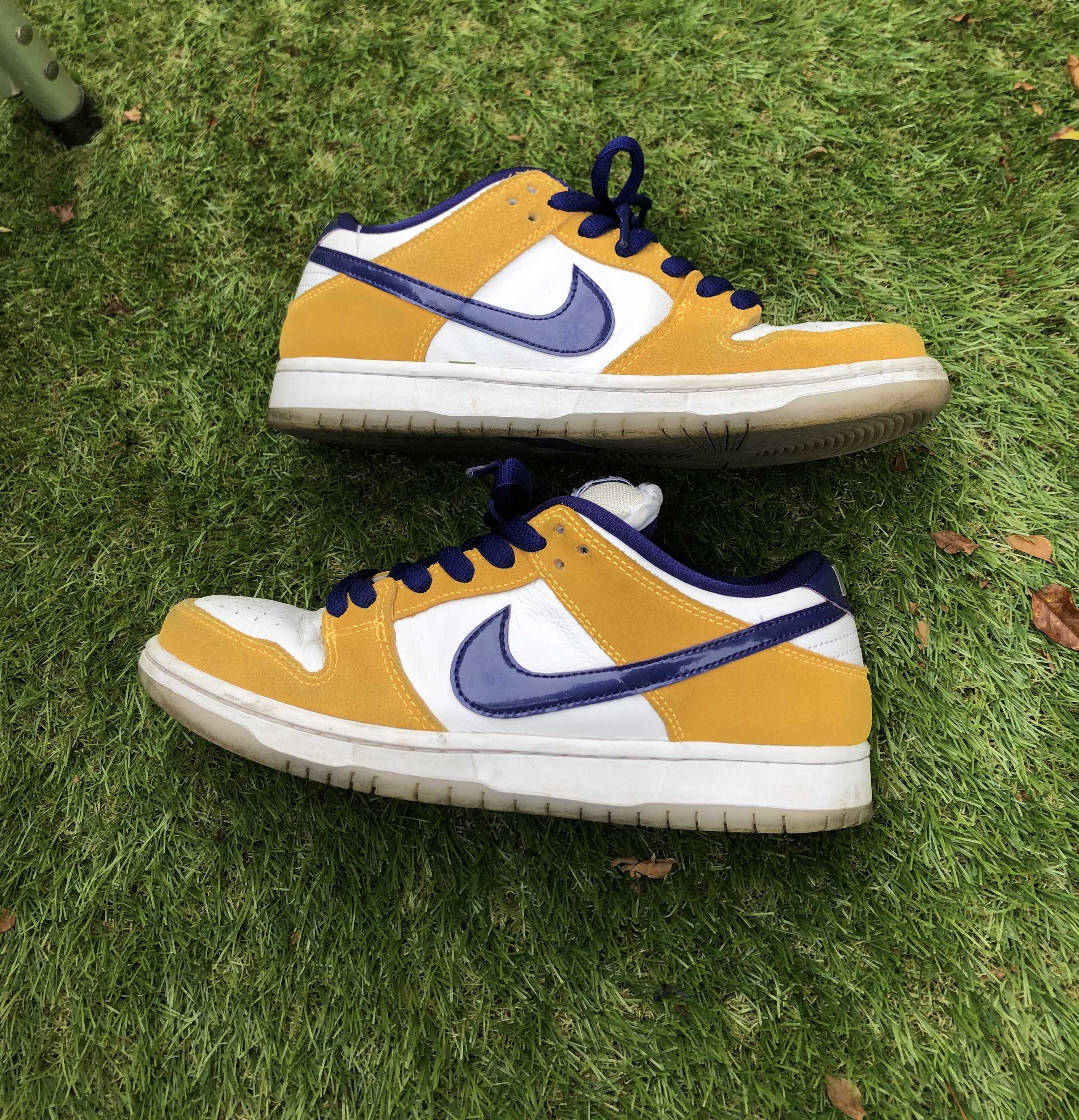 Nike SB Dunk Low "Laser Orange"