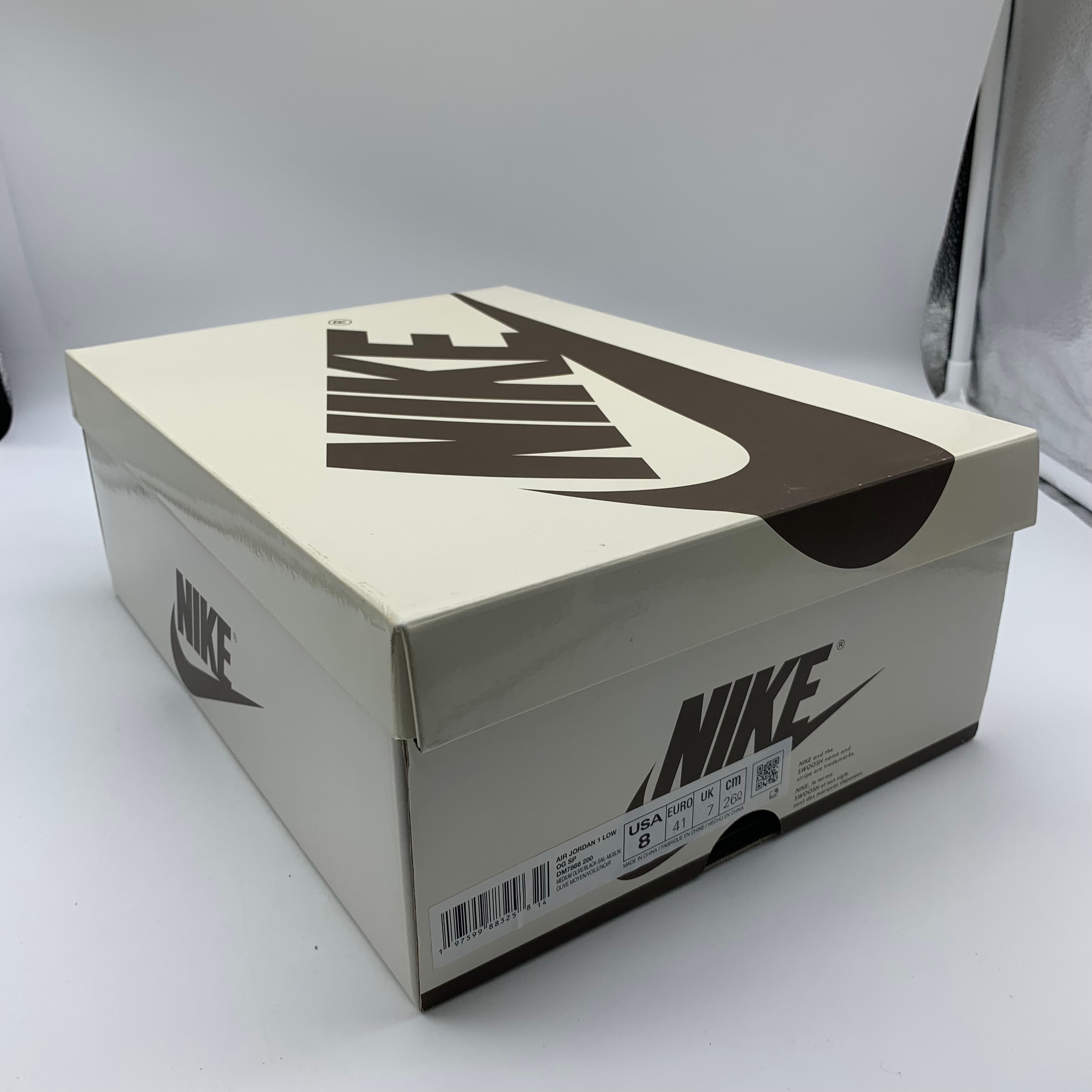 Travis Scott × Nike Air Jordan 1 Low OG SP "Reverse Olive"