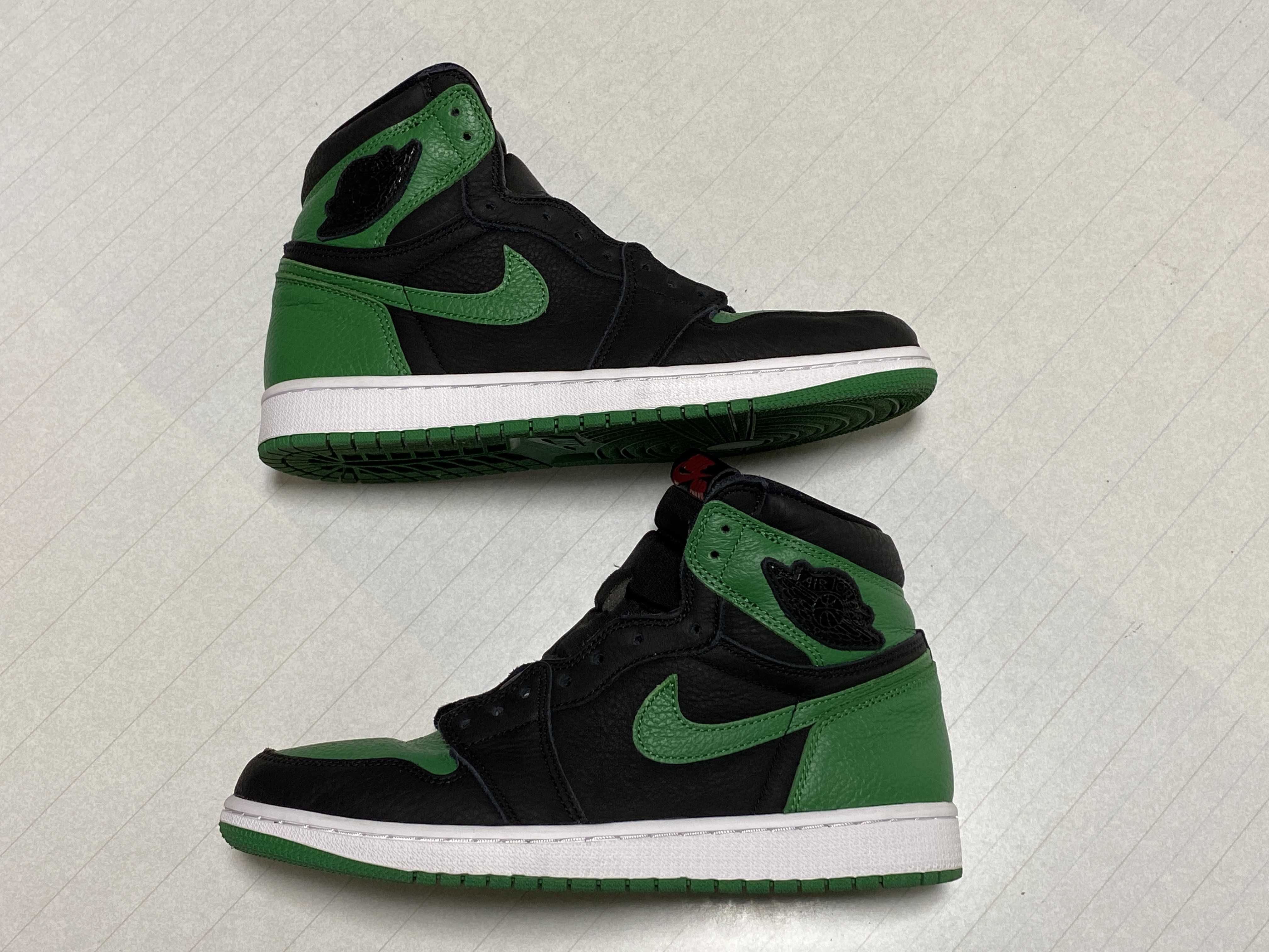 Nike Air Jordan 1 Retro High OG "Black/Pine Green" (2020)