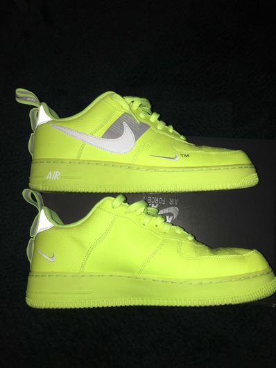Nike Air Force 1 Low Utility "Volt/White/Black/Wolf Grey"