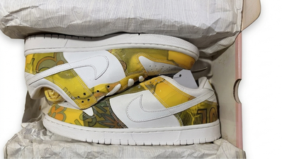 Nike SB Dunk Low "De La Soul"