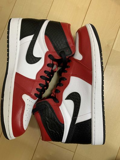 Nike Women's Air Jordan 1 High OG "Satin Red"