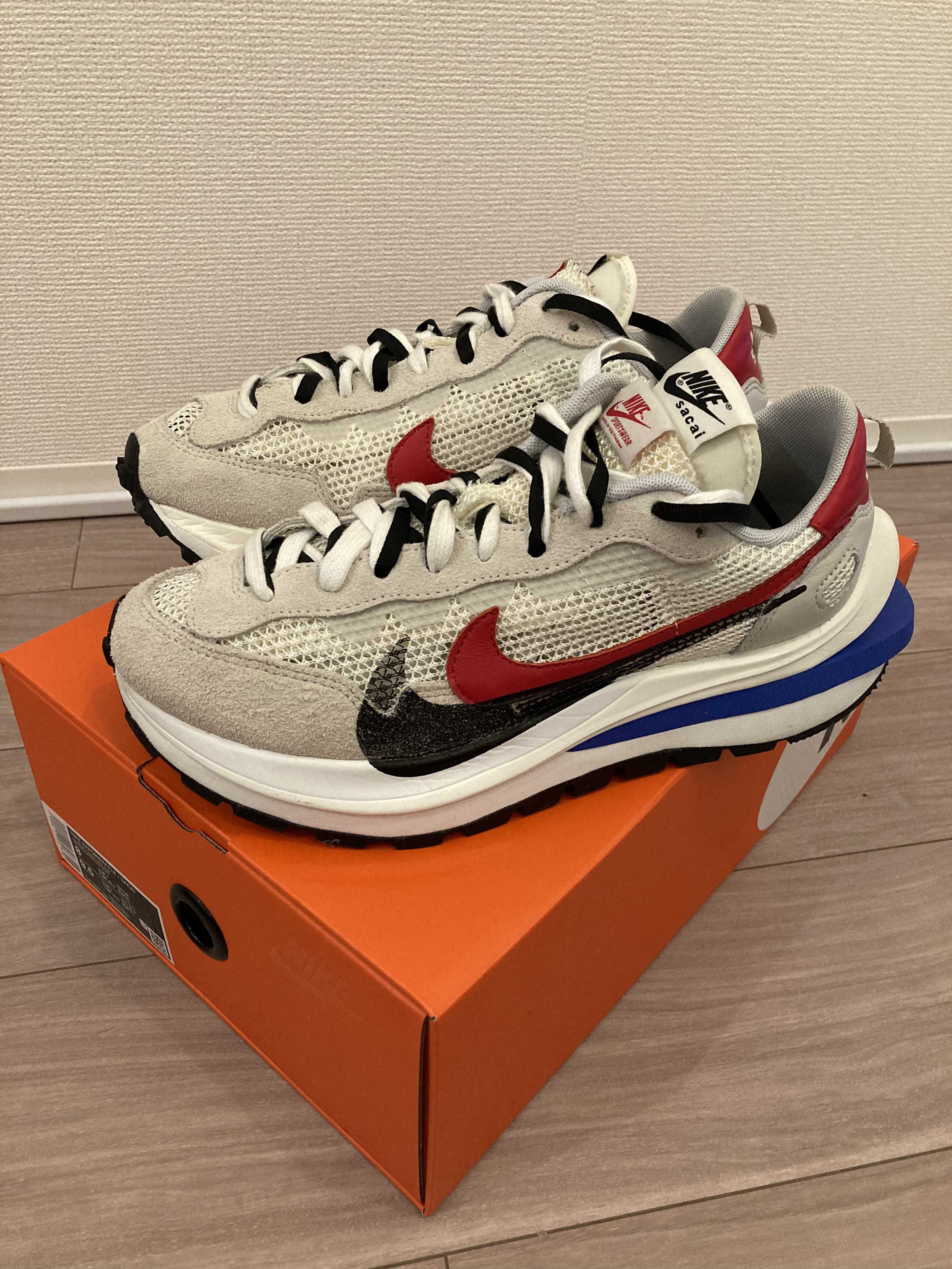 sacai × Nike Vapor Waffle "Royal Fuchsia"