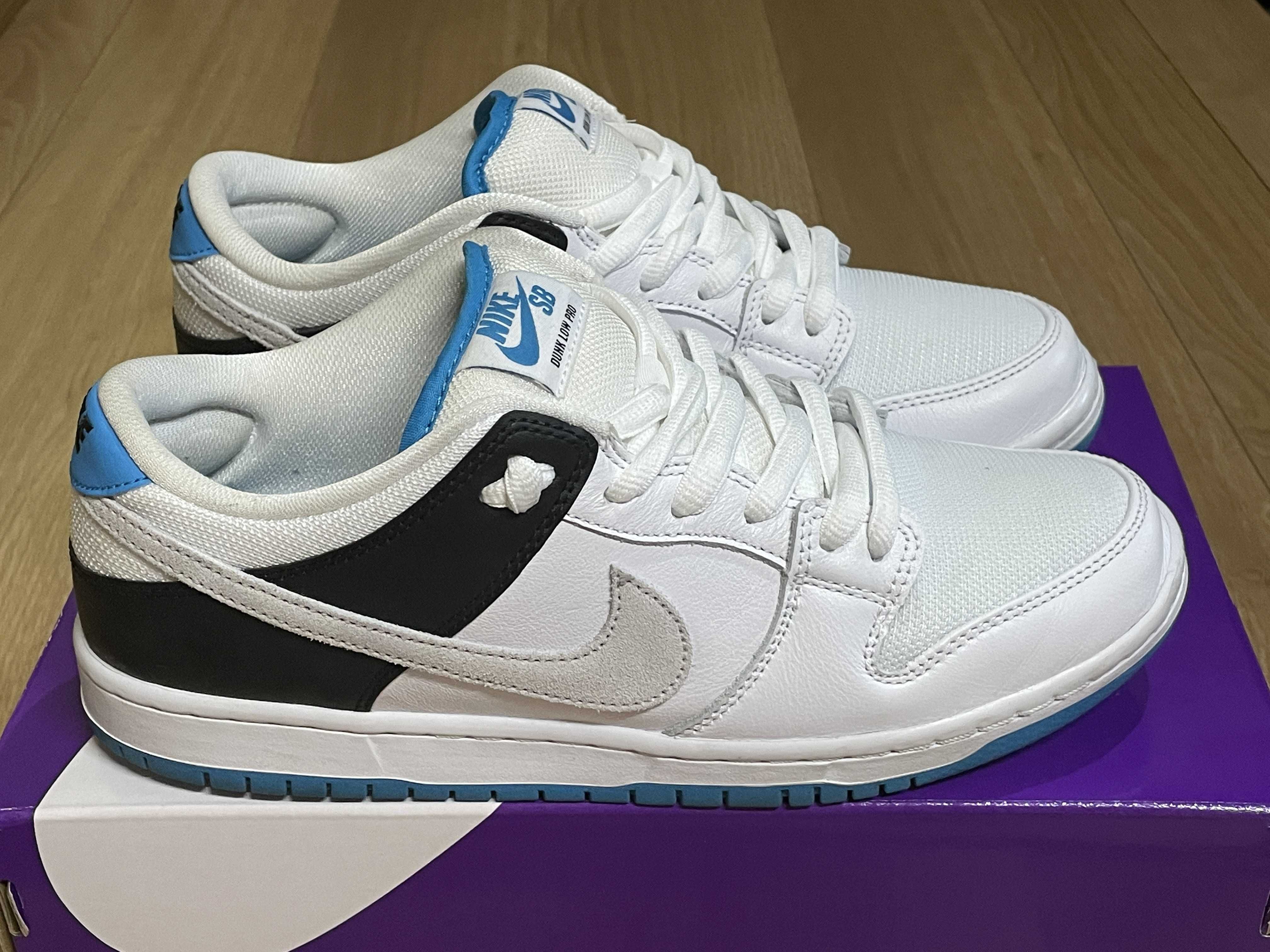 Nike SB Dunk Low "Laser Blue"