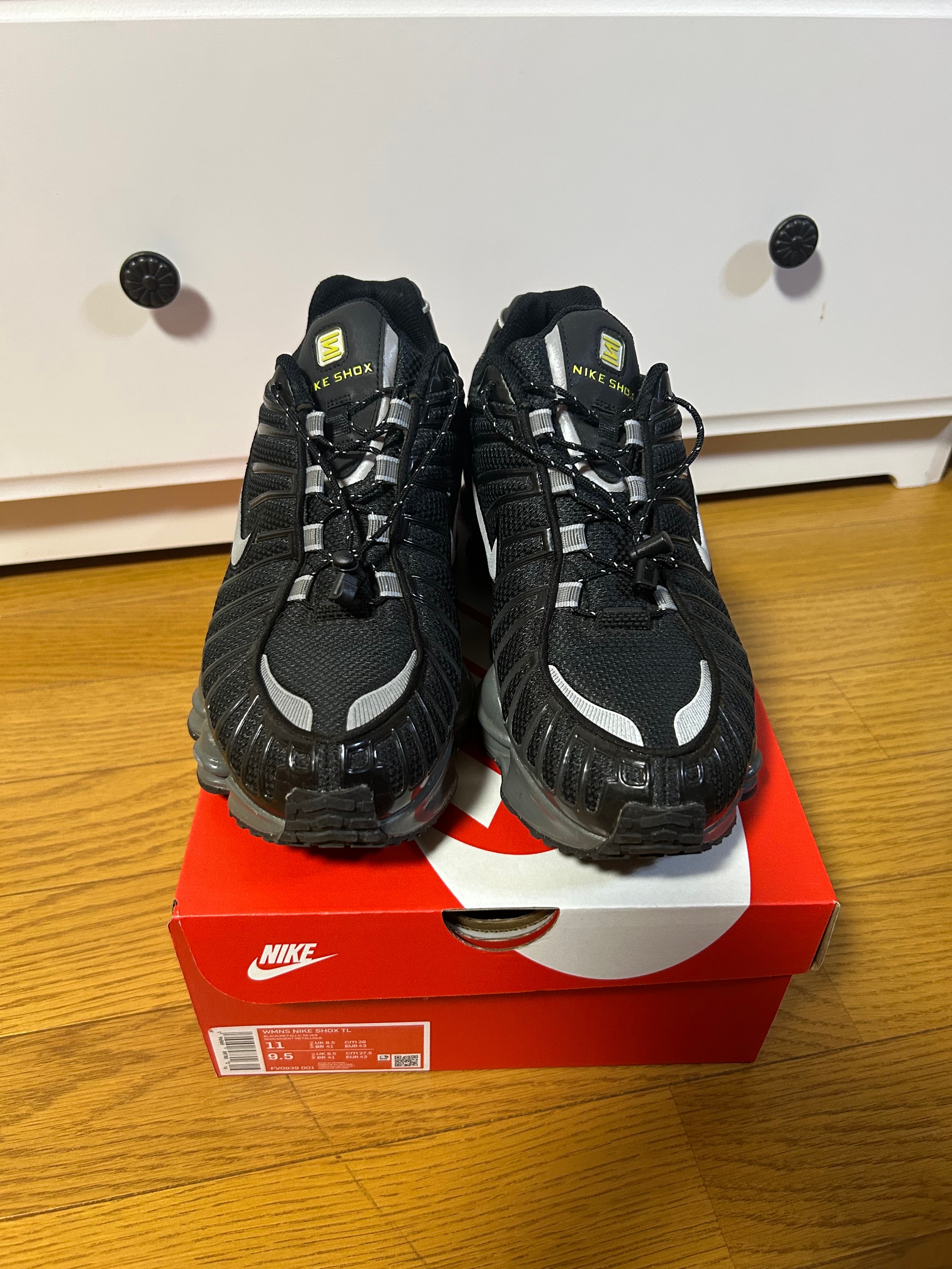 Nike Women's Shox TL "Black and Metallic Silver"