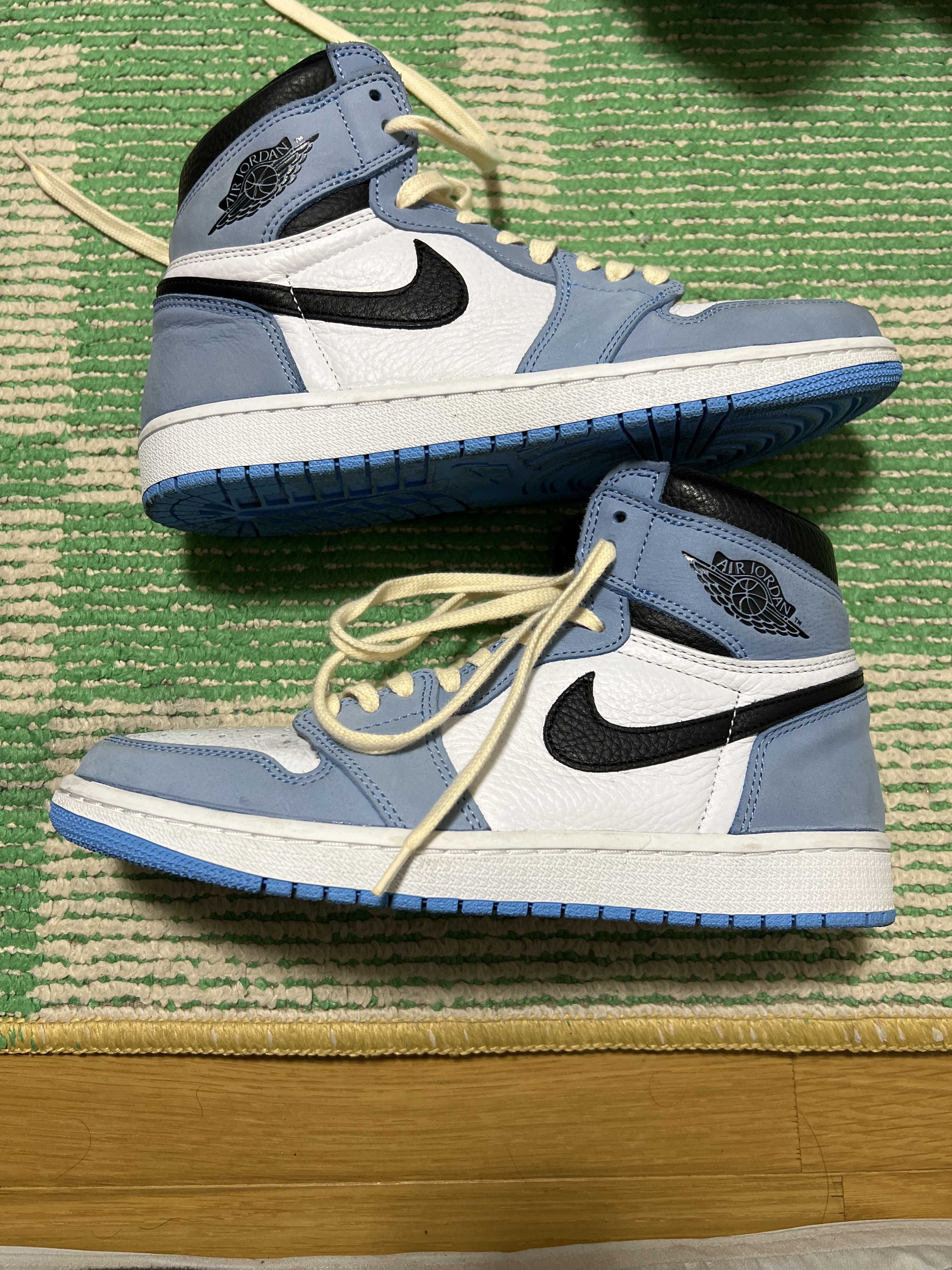 Nike Air Jordan 1 High OG "University Blue"