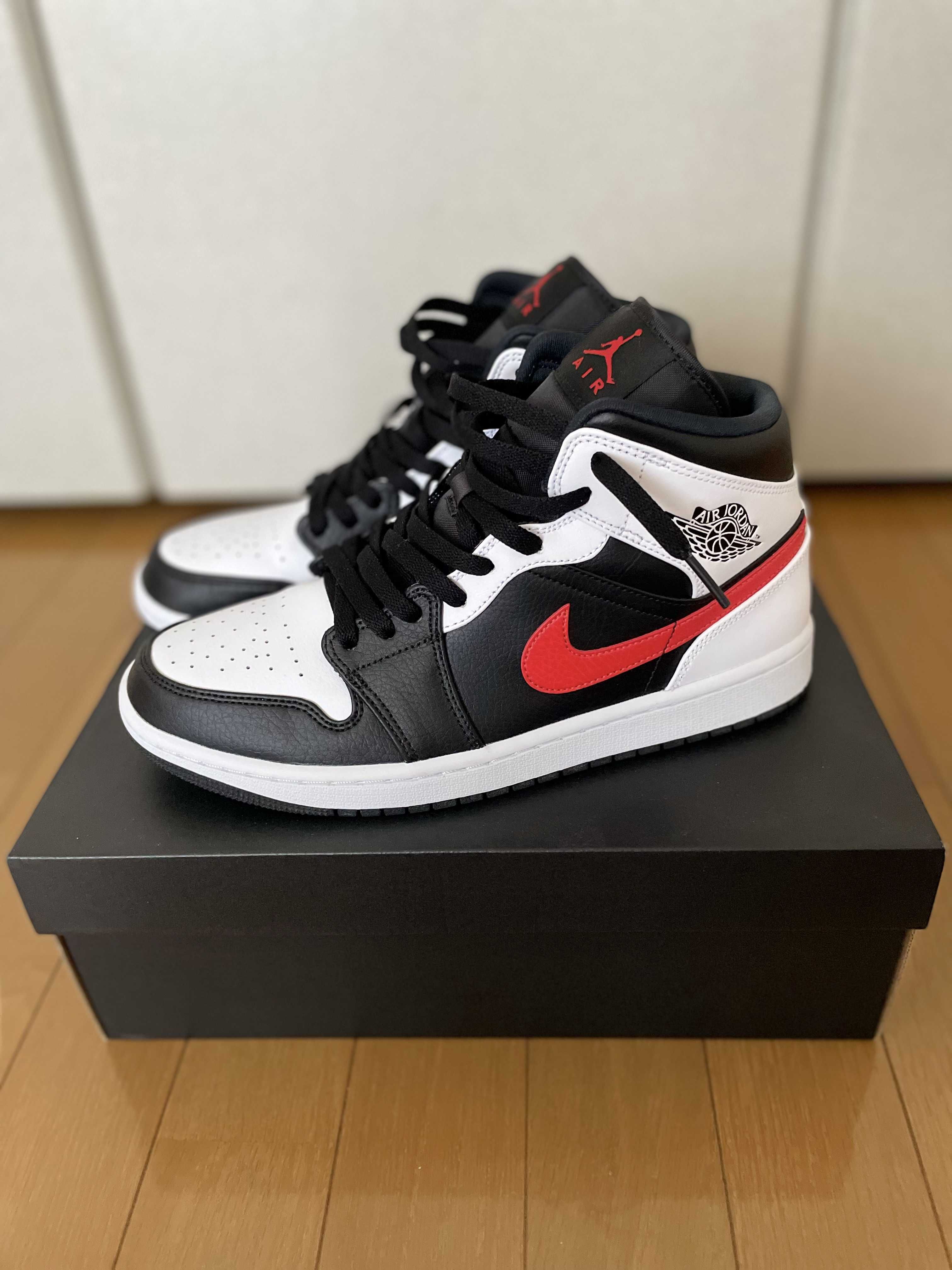 NIKE AIR JORDAN 1 MID "BLACK/CHILE RED/WHITE"
