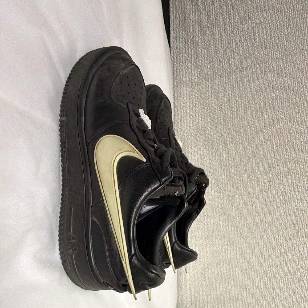 アンブッシュ × ナイキ エアフォース1 ロー "ブラック"