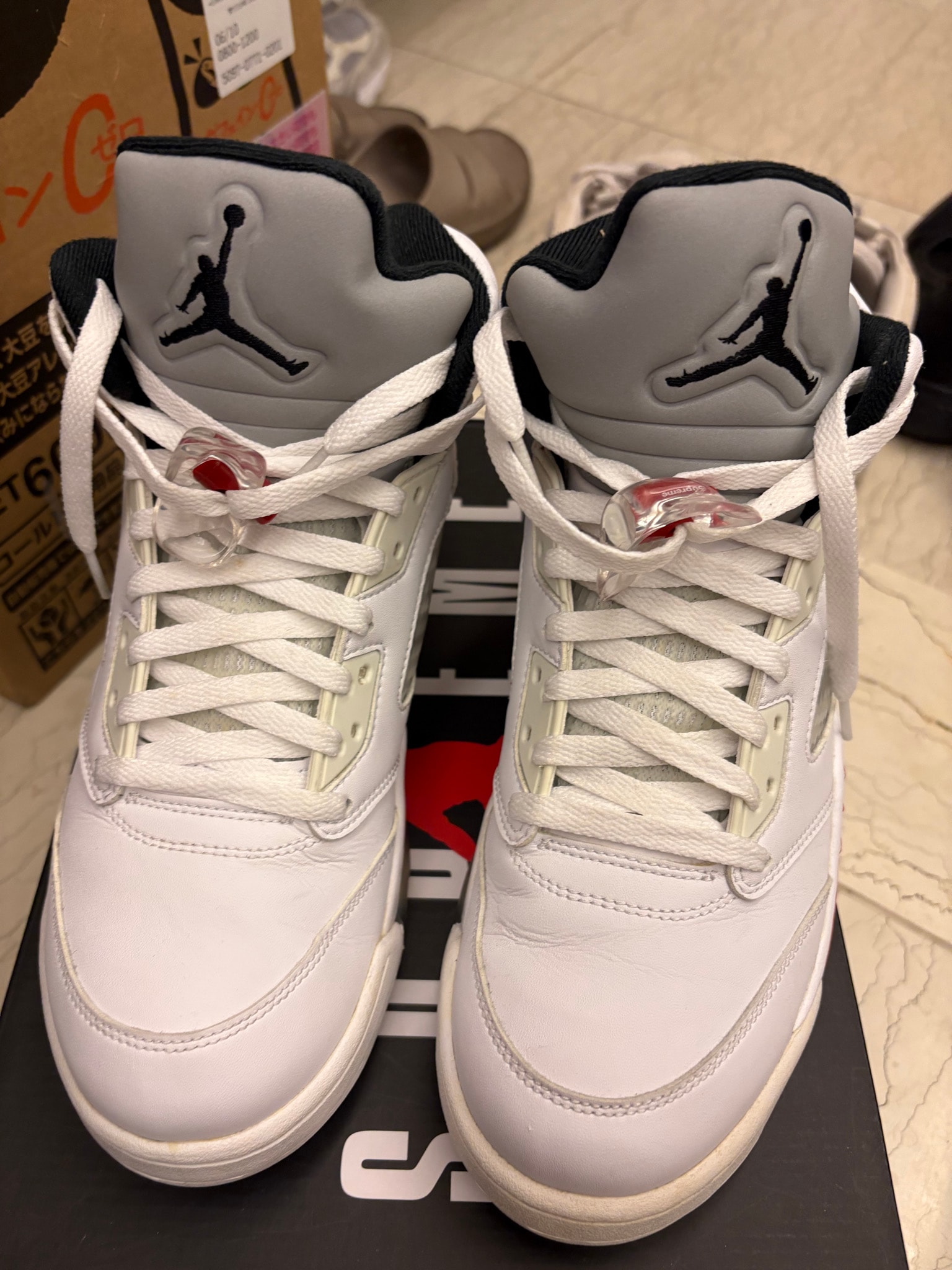 Supreme × Nike Air Jordan 5 Retro "White"