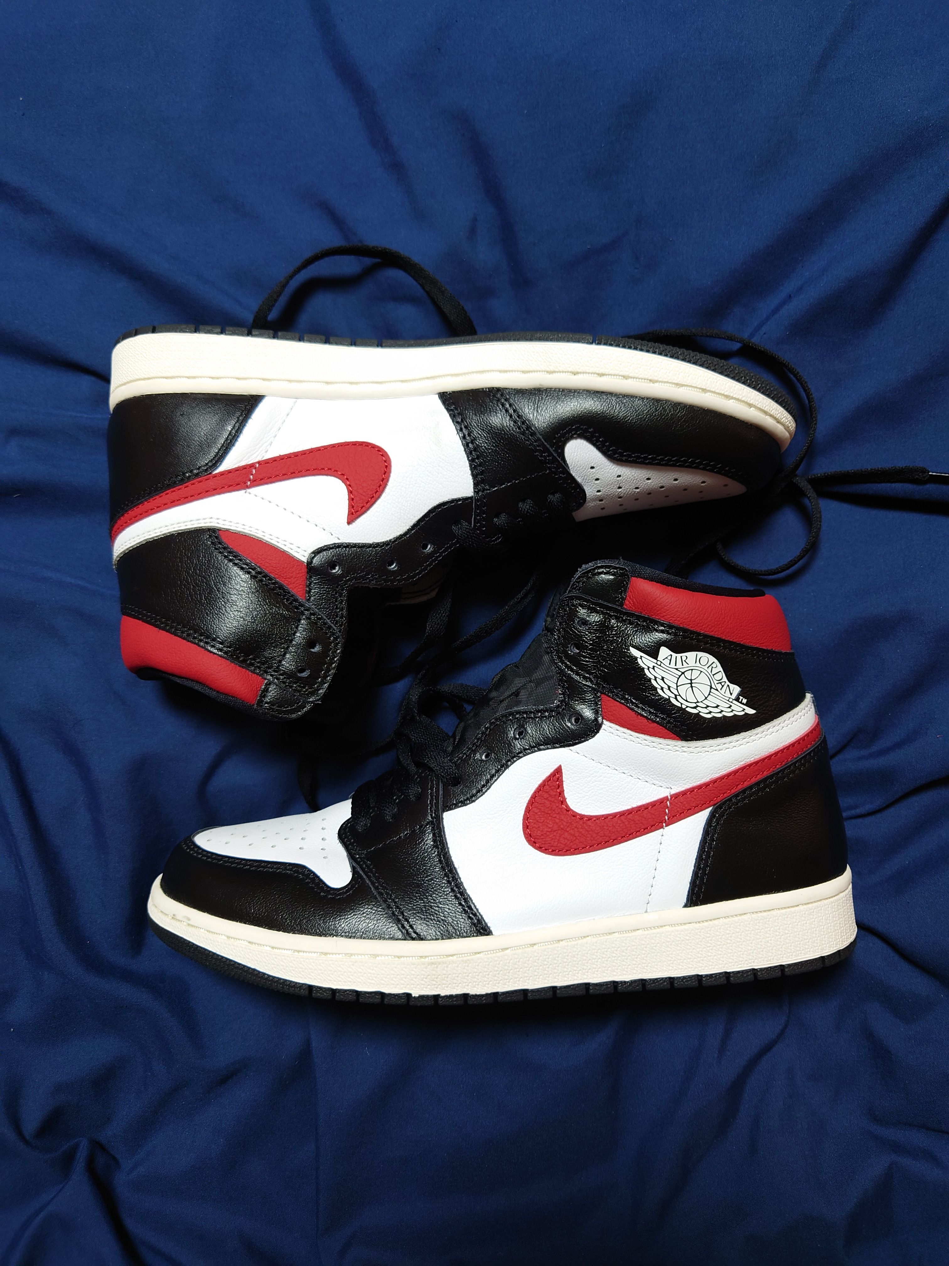 Nike Air Jordan 1 Retro High "Black/White/Sail/Gym Red"