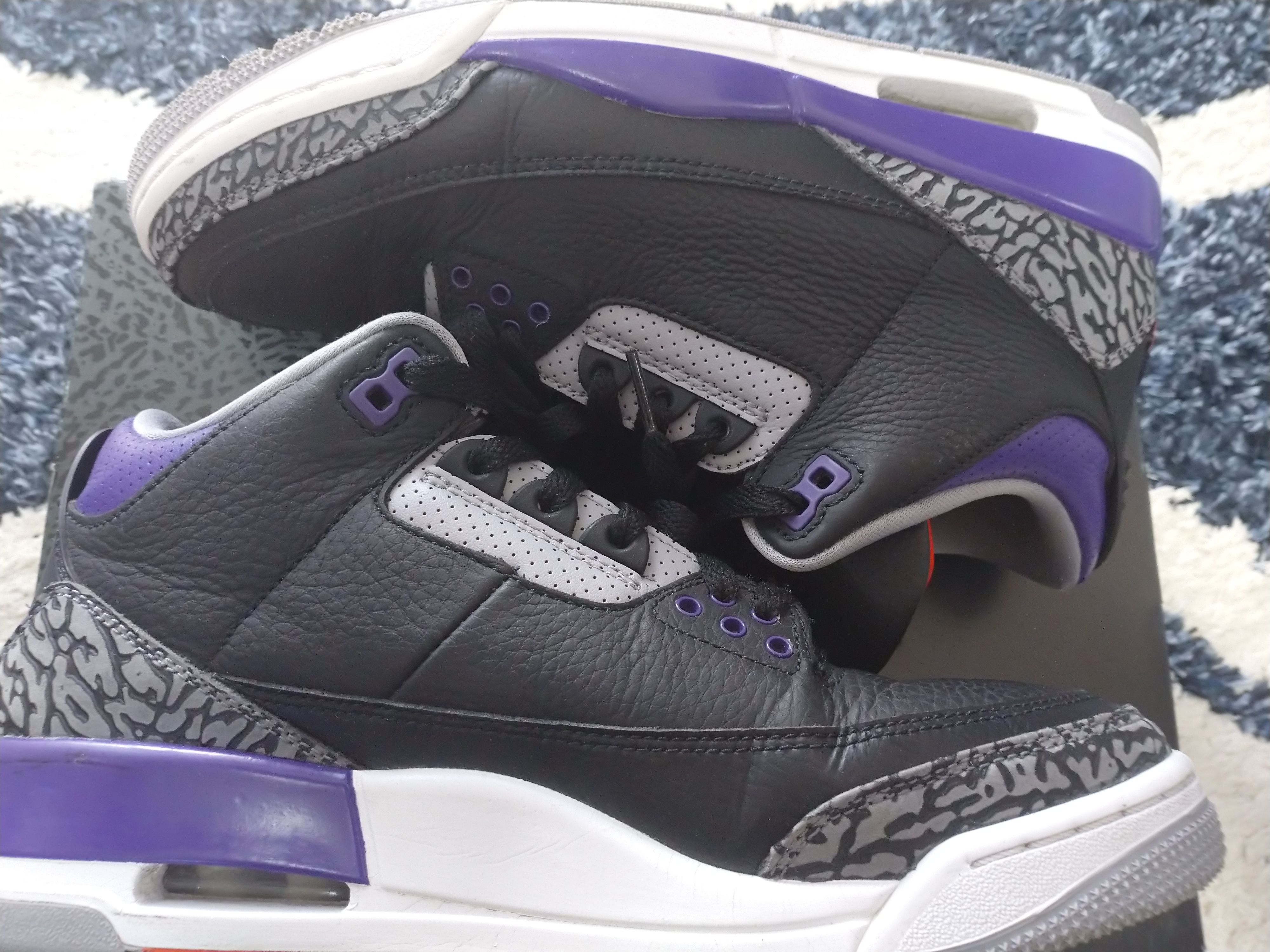 Nike Air Jordan 3 Retro "Black/Court Purple"