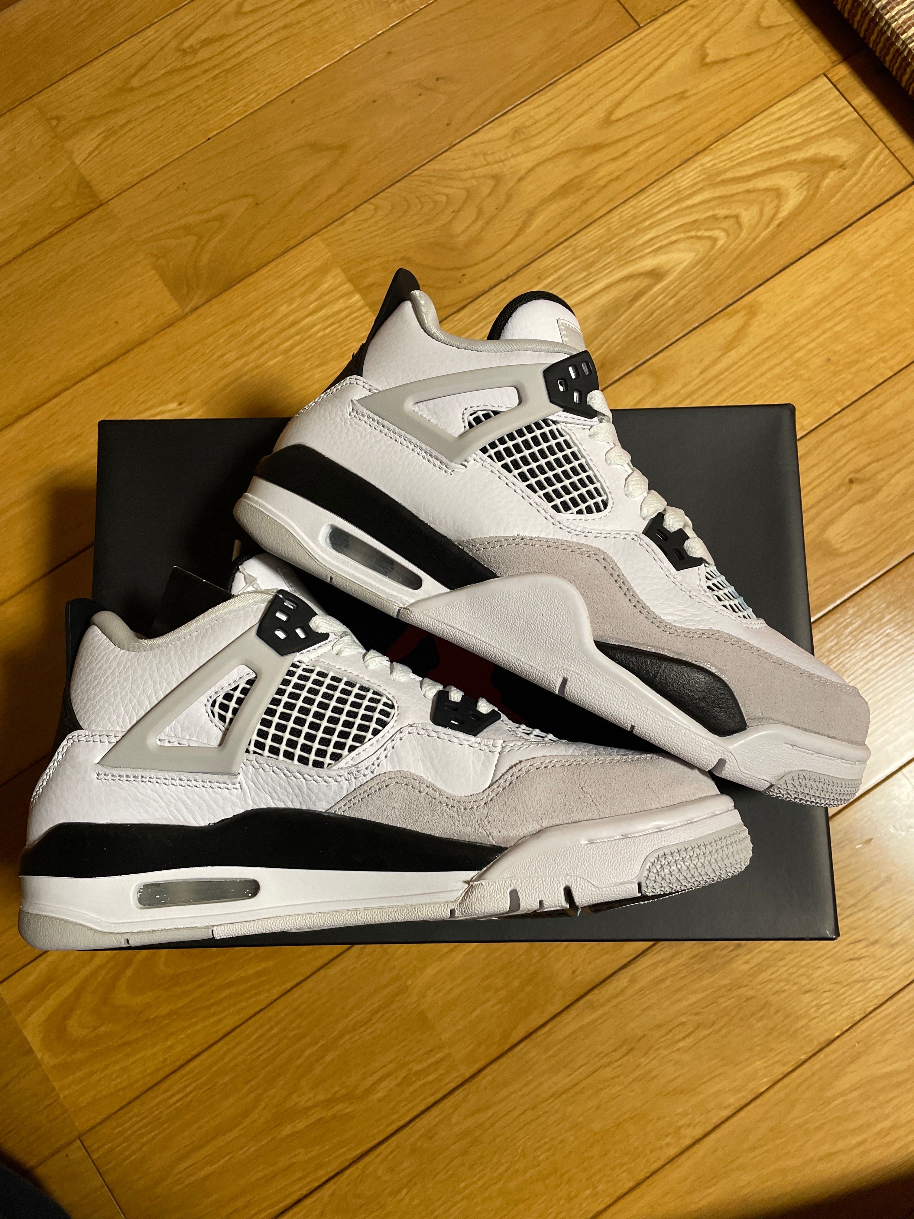 Nike GS Air Jordan 4 "Military Black"