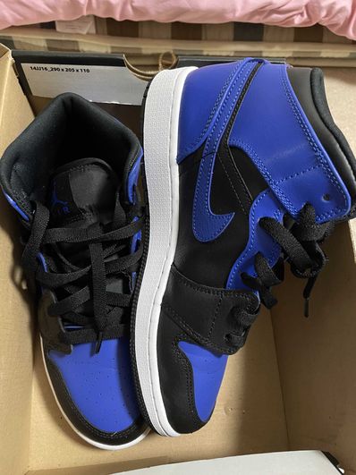 Nike Air Jordan 1 Mid "Hyper Royal"