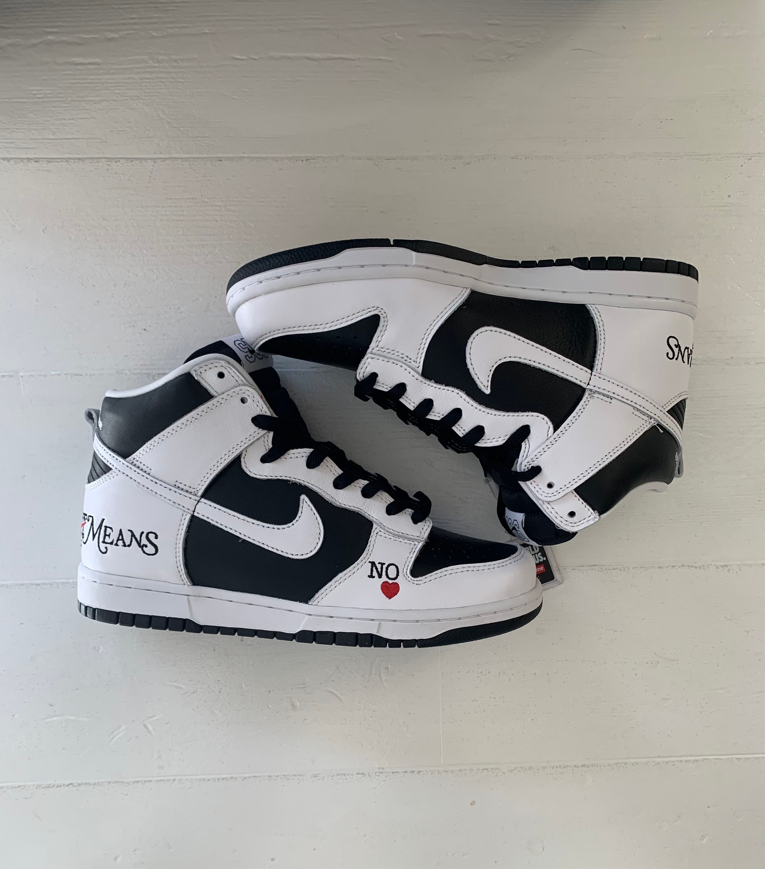 Supreme × Nike SB Dunk High By Any Means "White Black"