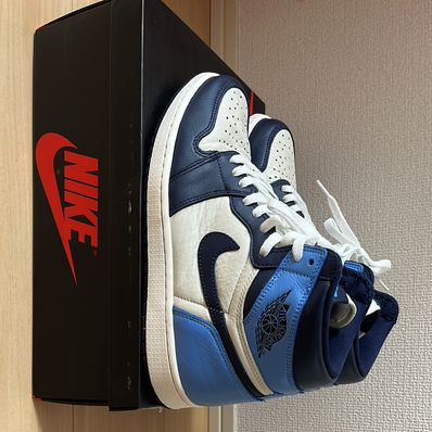 Nike Air Jordan 1 Retro High OG "Obsidian/University Blue"