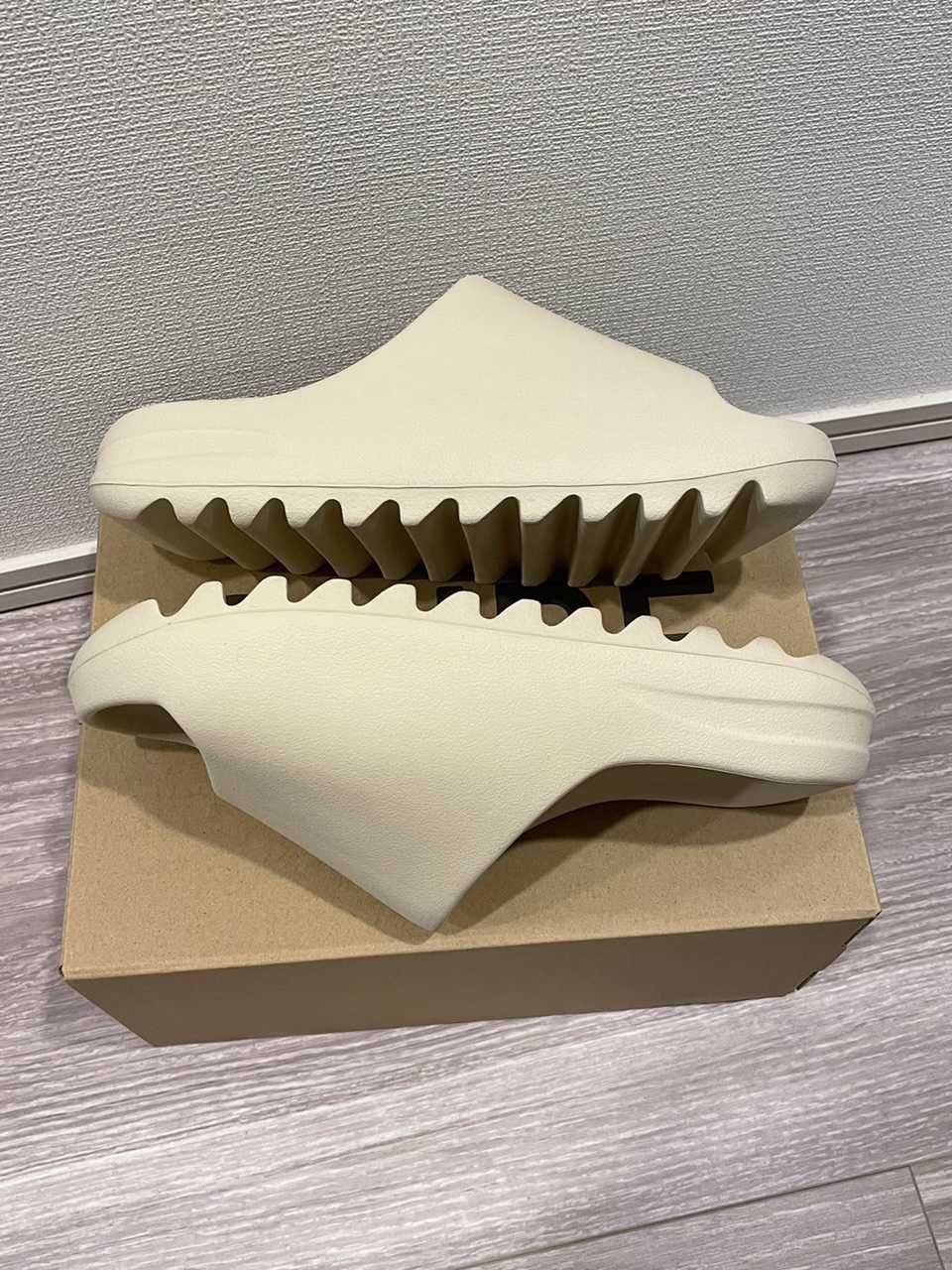 adidas YEEZY Slide "Bone" (FZ5897)