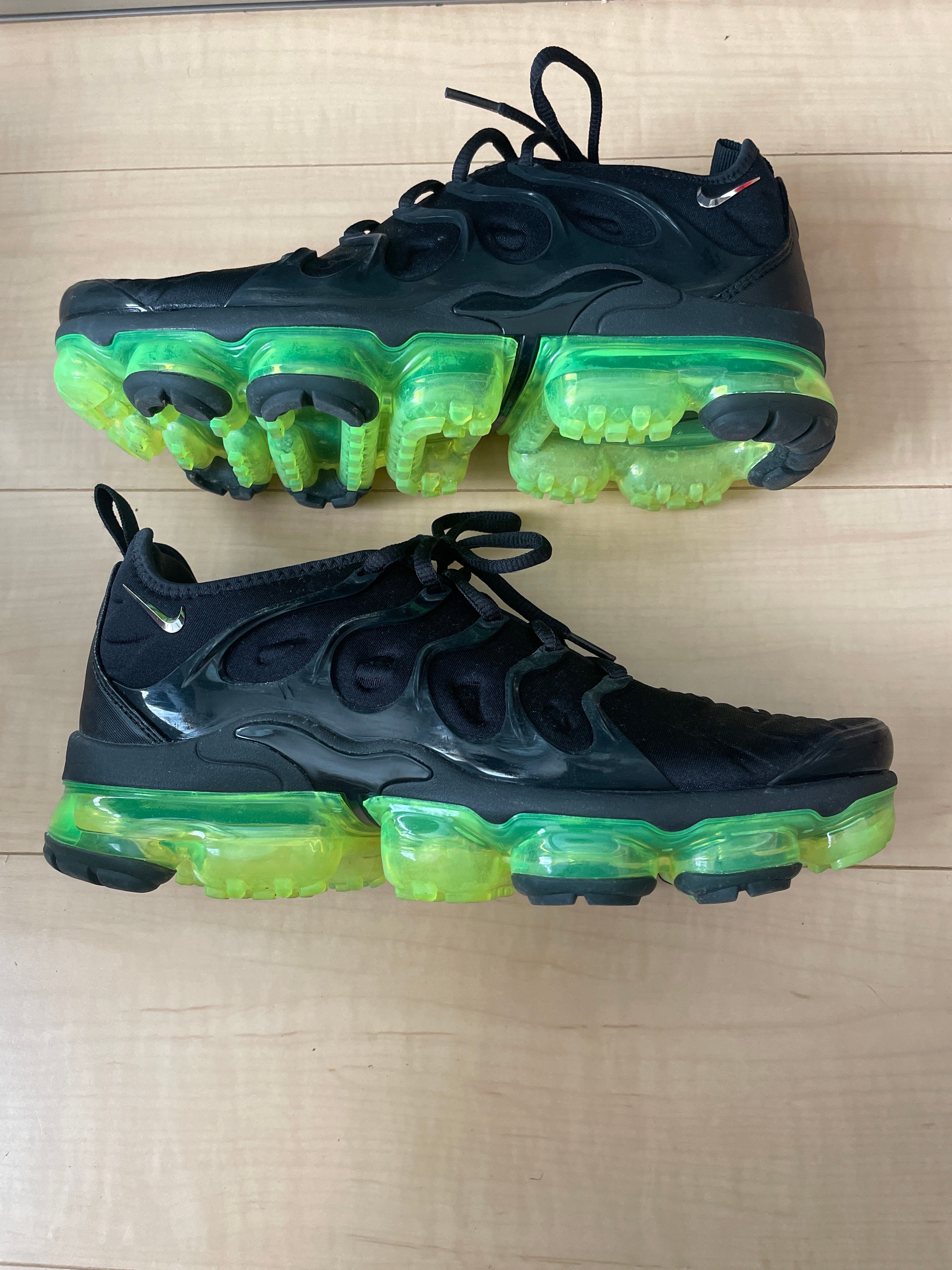 Nike Air Vapormax Plus "Black/Volt Sole"