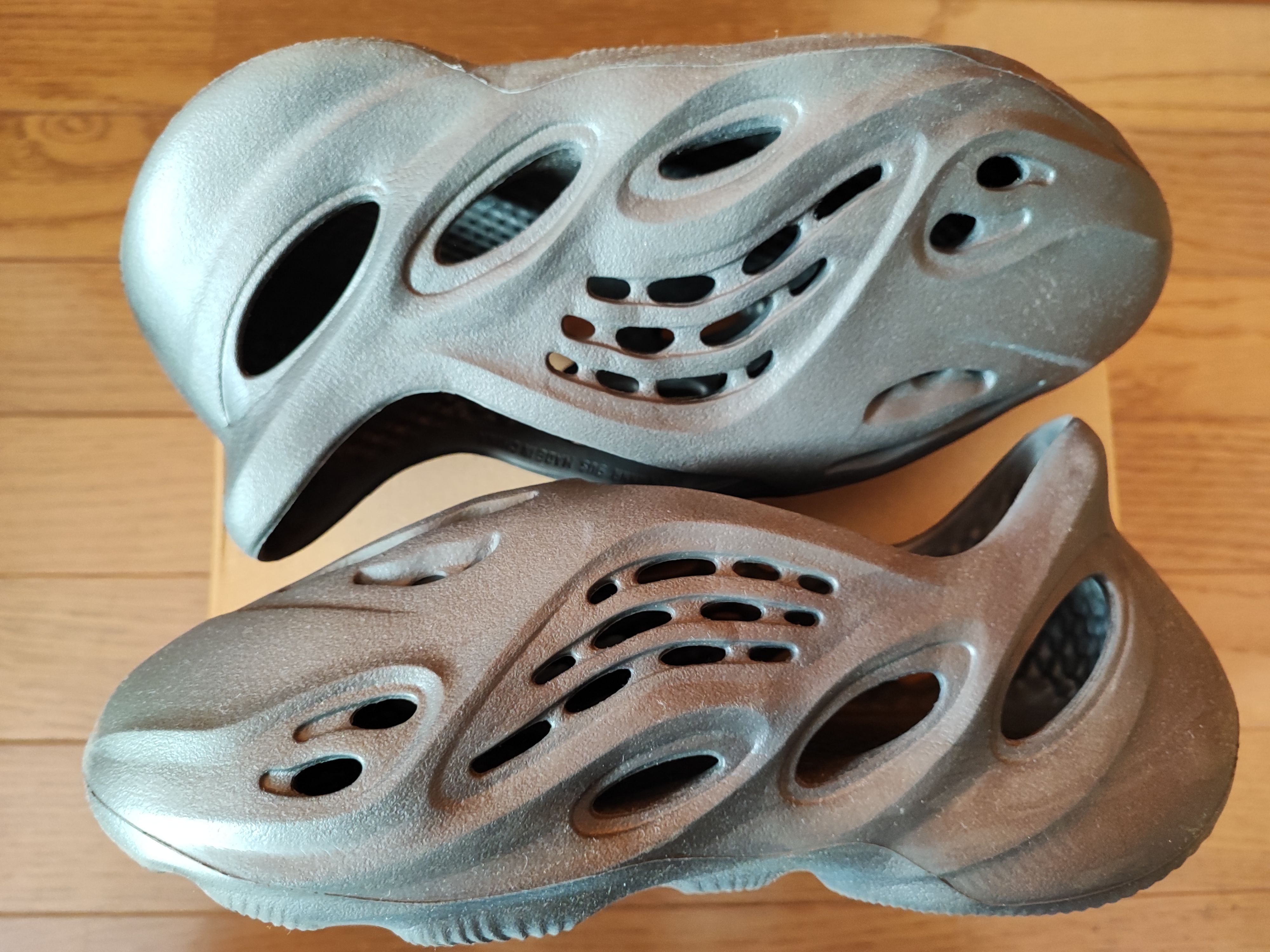 adidas YEEZY Foam Runner "Onyx"