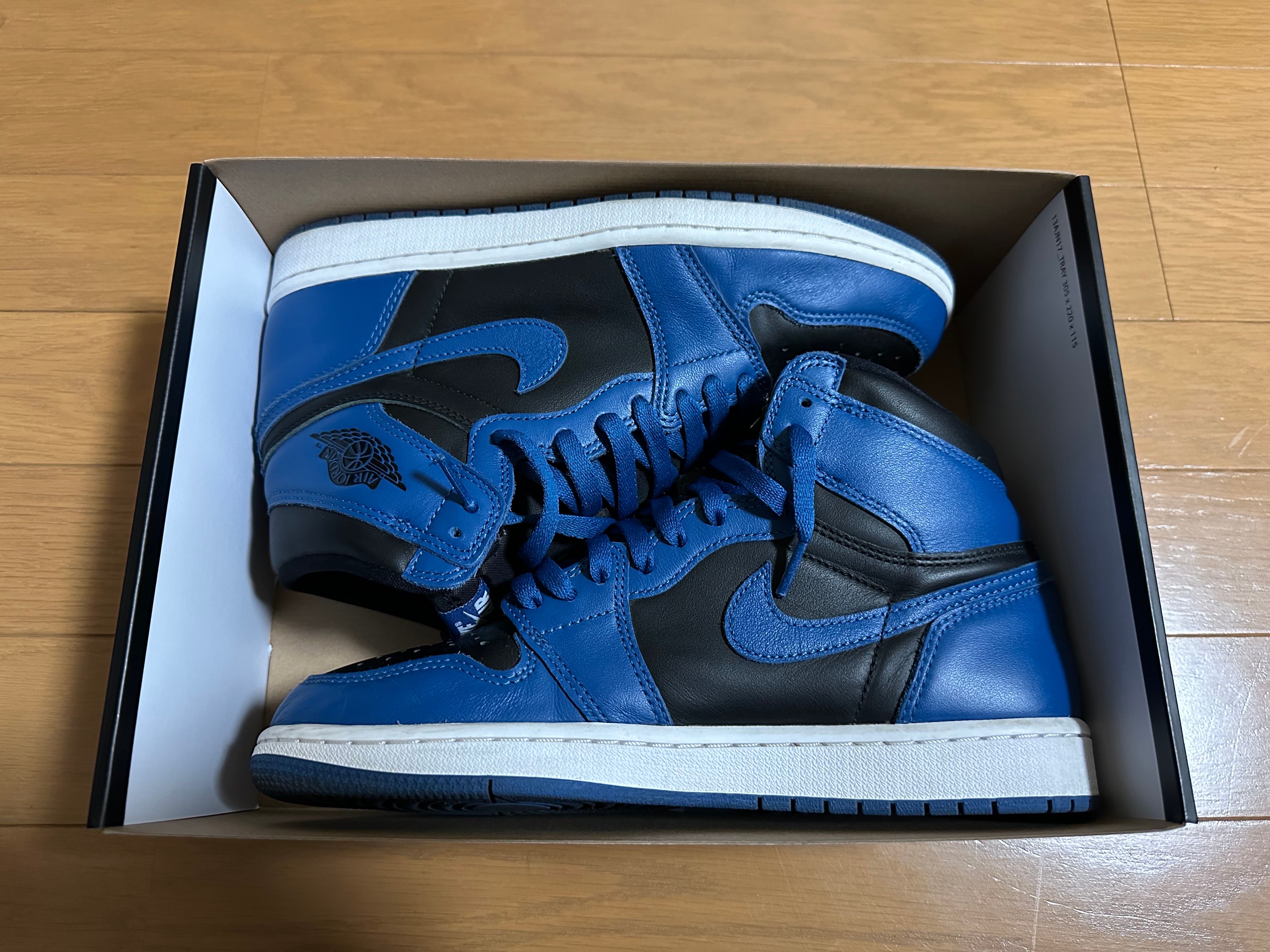 Nike Air Jordan 1 Retro High OG "Dark Marina Blue"
