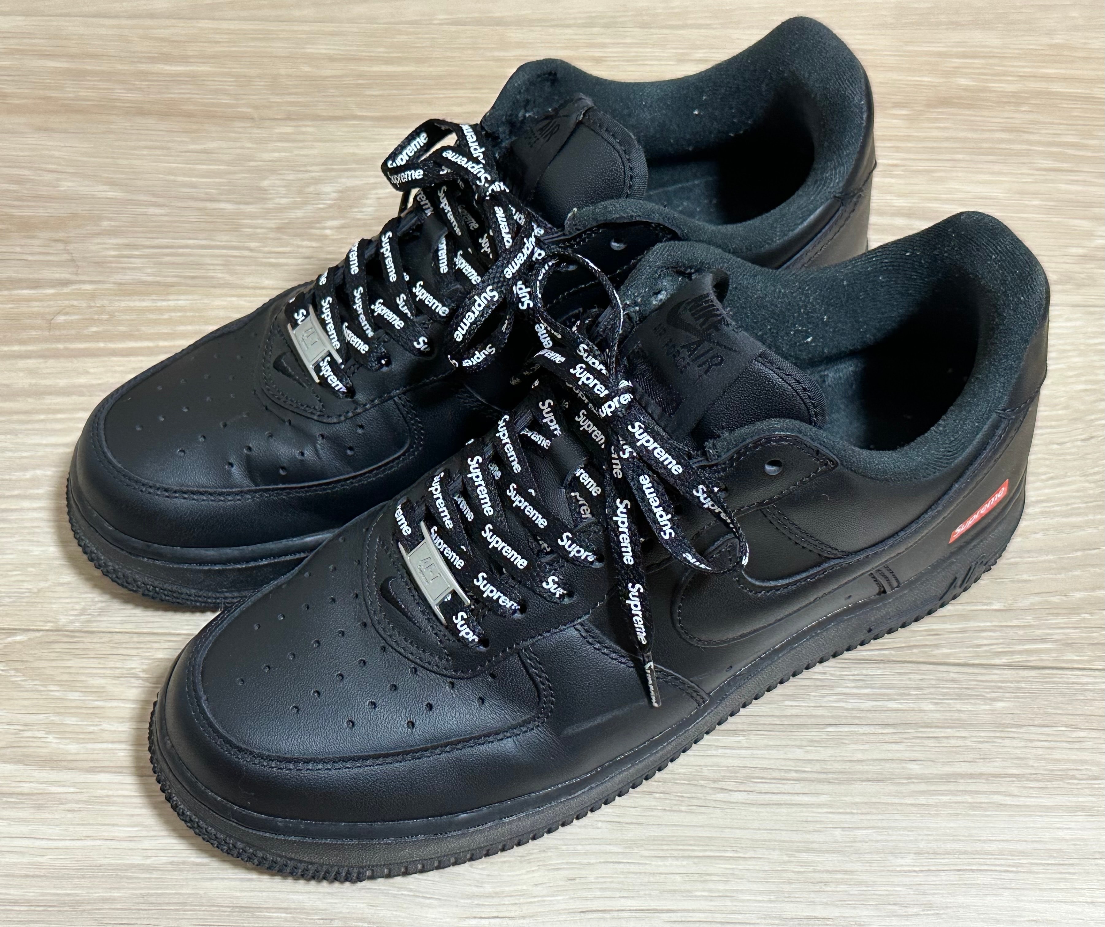 Supreme × Nike Air Force 1 Low "Black"