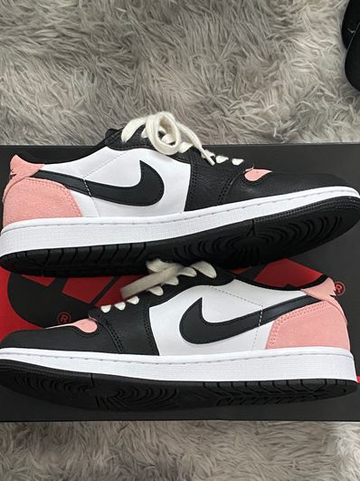 Nike Air Jordan 1 Low OG "Bleached Coral"
