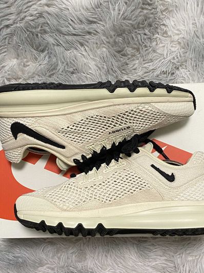 Stussy × Nike Air Max 2013 "Fossil"