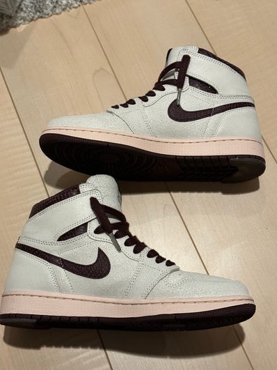 A Ma Maniere × Nike Air Jordan 1 Retro High OG "Sail and Burgundy"