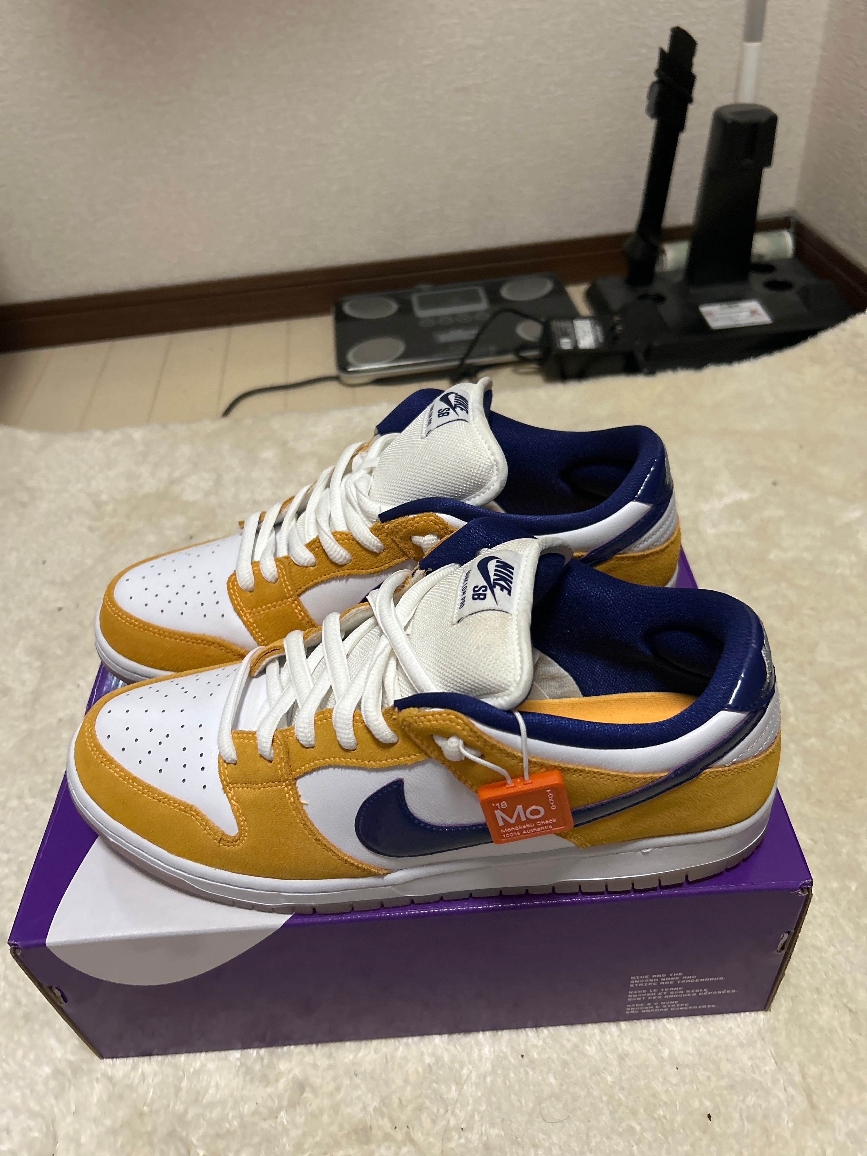 Nike SB Dunk Low "Laser Orange"