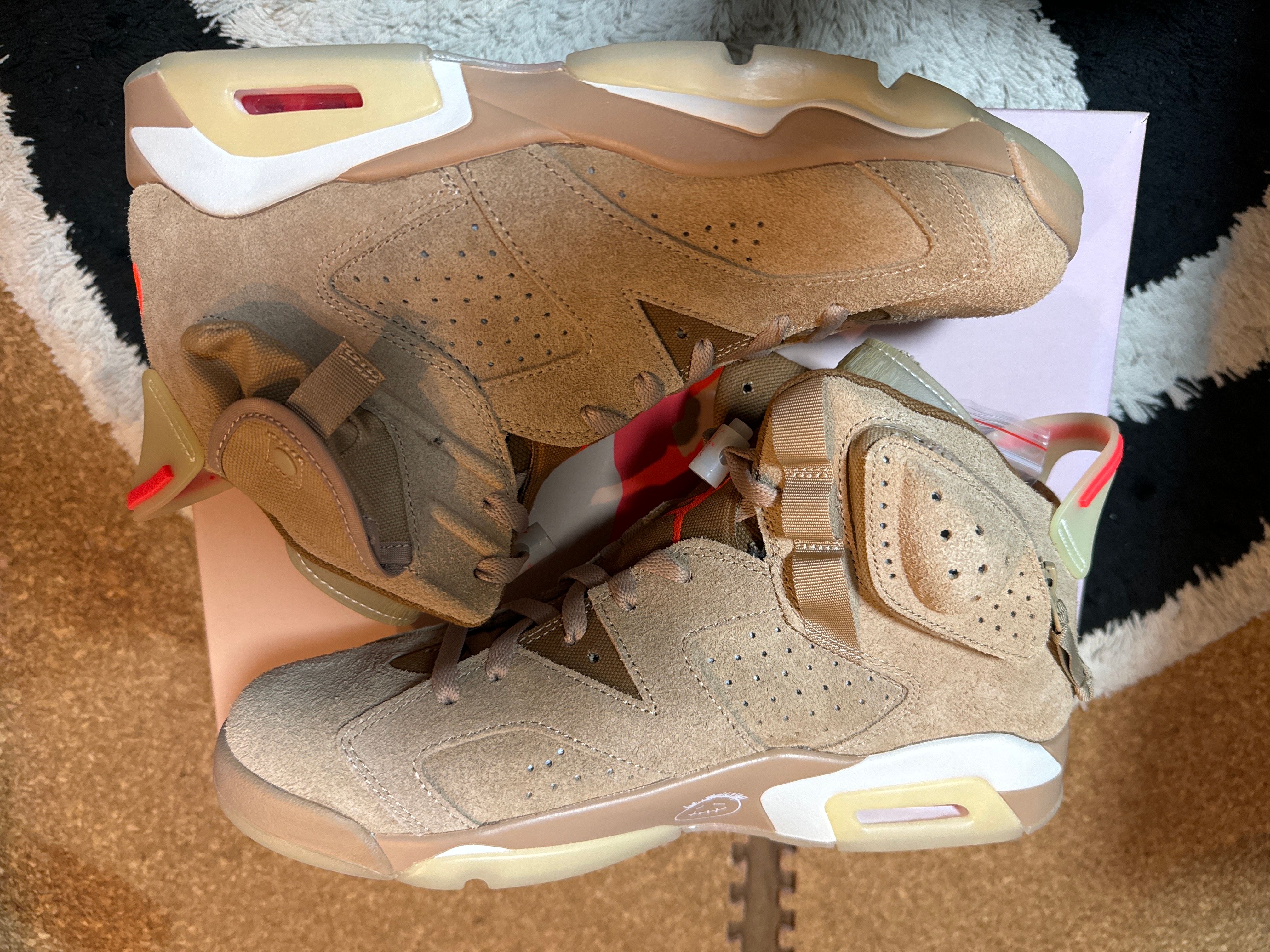 Travis Scott × Nike Air Jordan 6 "British Khaki"