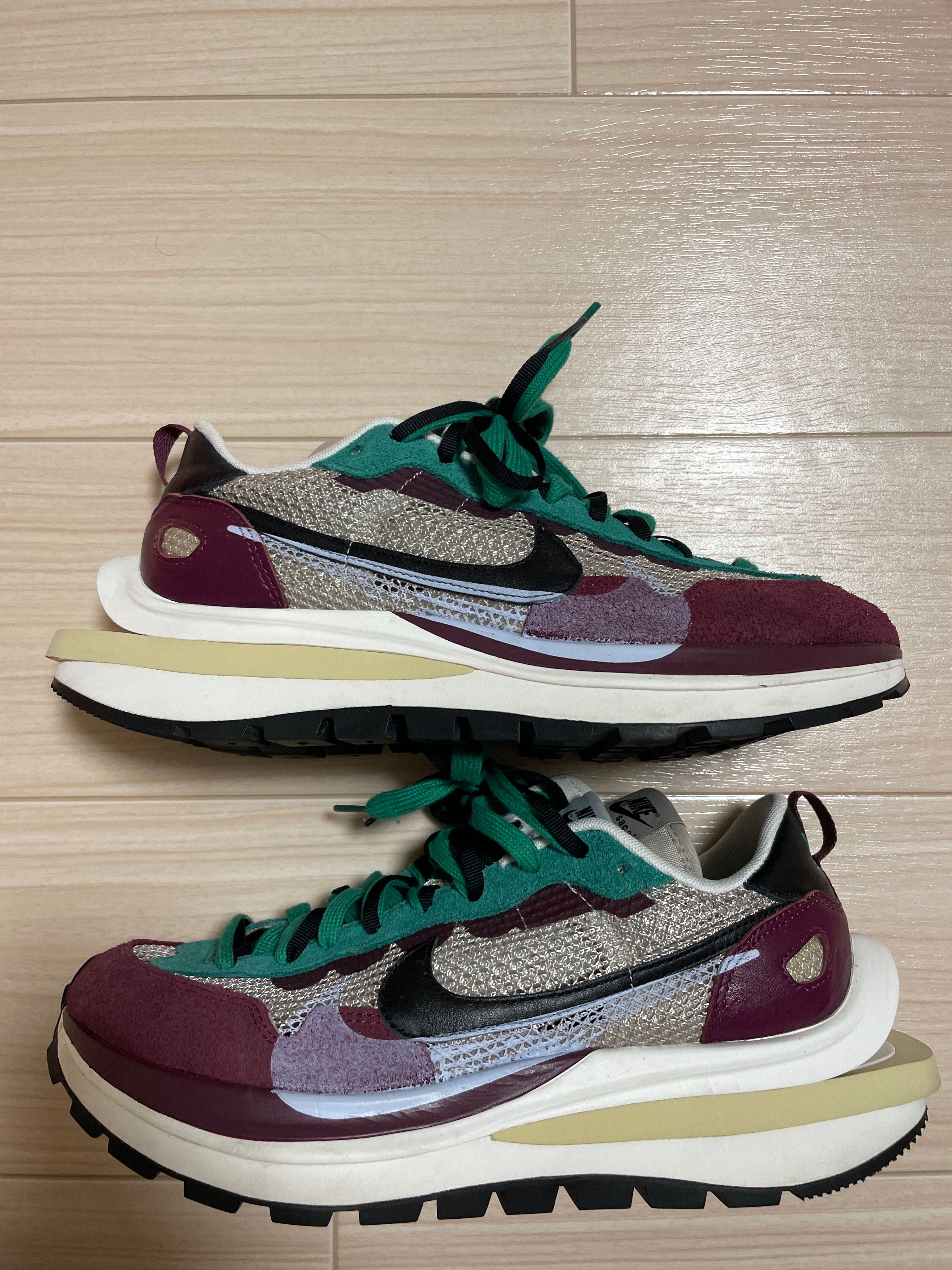 sacai × Nike Vapor Waffle "String/Red/Green"