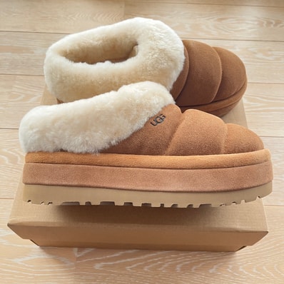 UGG Women's Tazzlita "Chestnut"