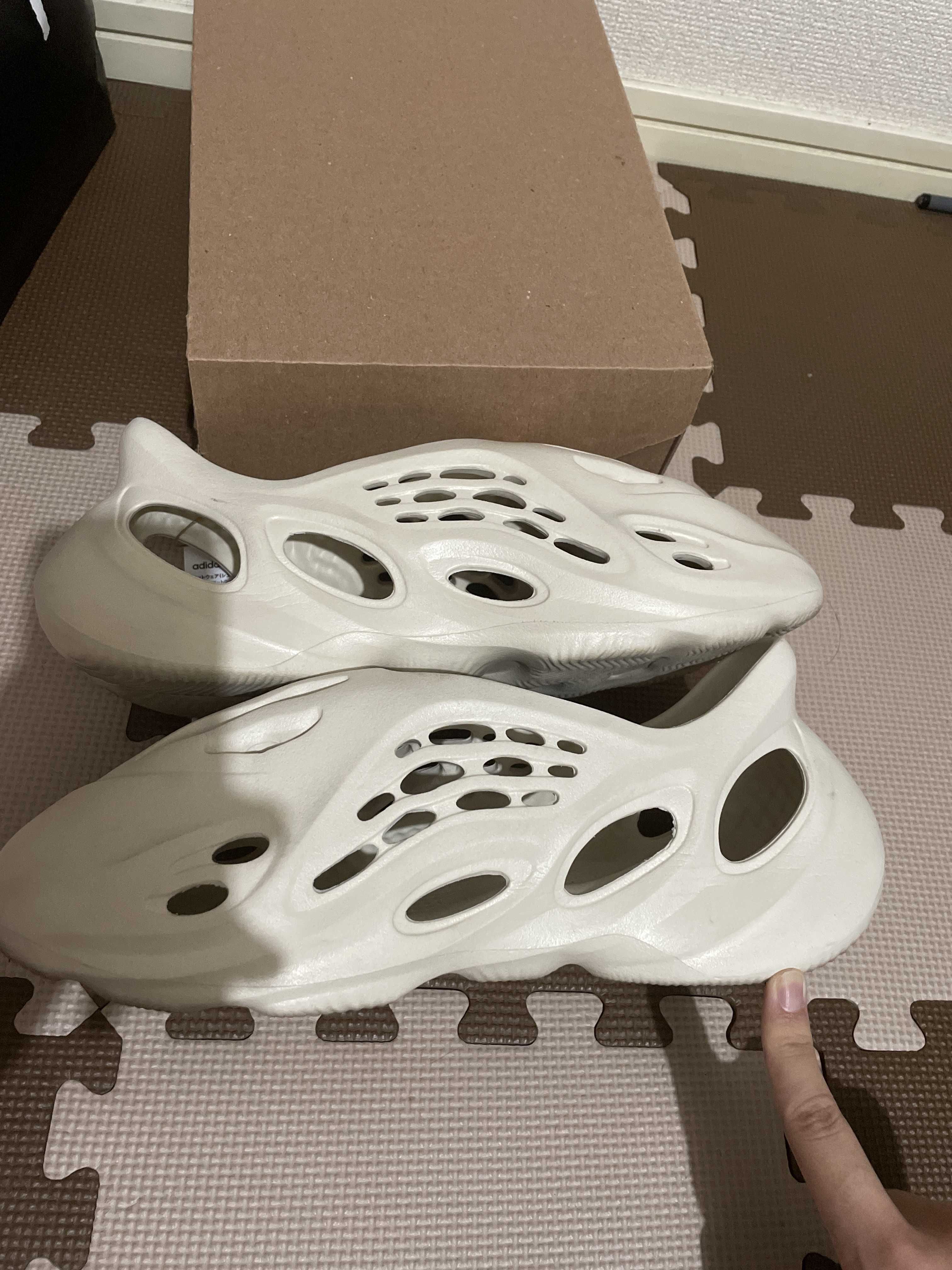 adidas YEEZY Foam Runner "Sand"