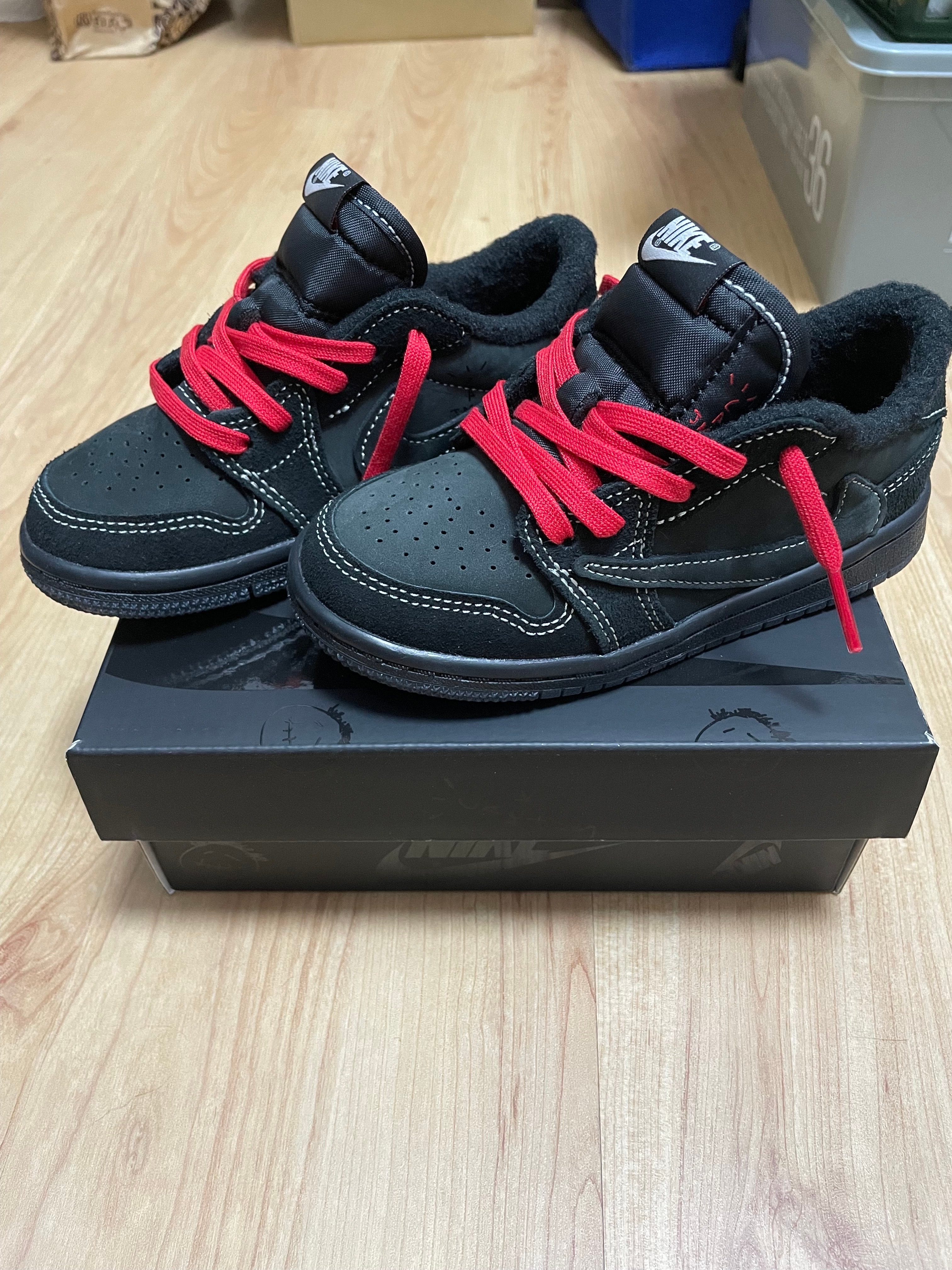 Travis Scott × Nike TD Jordan 1 Low OG "Black Phantom"